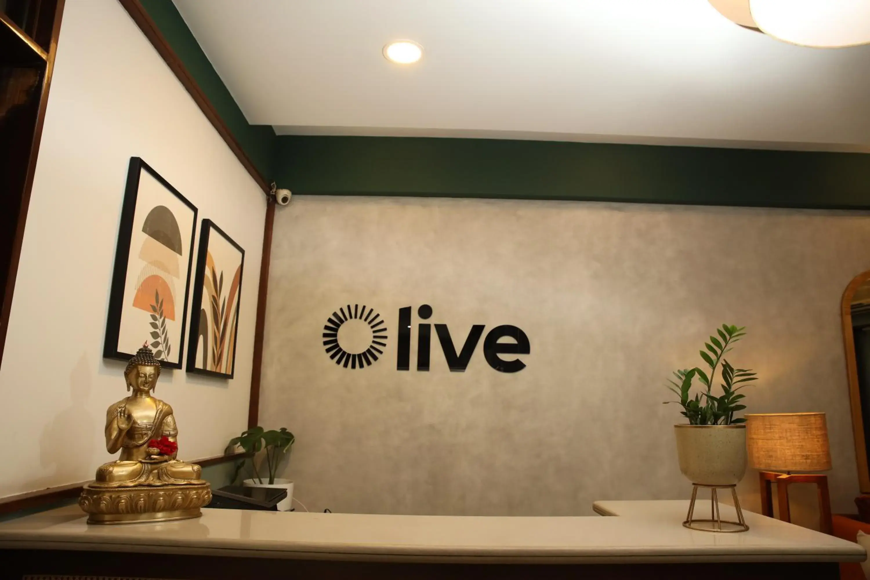 Lobby or reception in Olive Zip Rest House Road by Embassy Group Lobby or reception in Olive Zip Rest House Road by Embassy Group