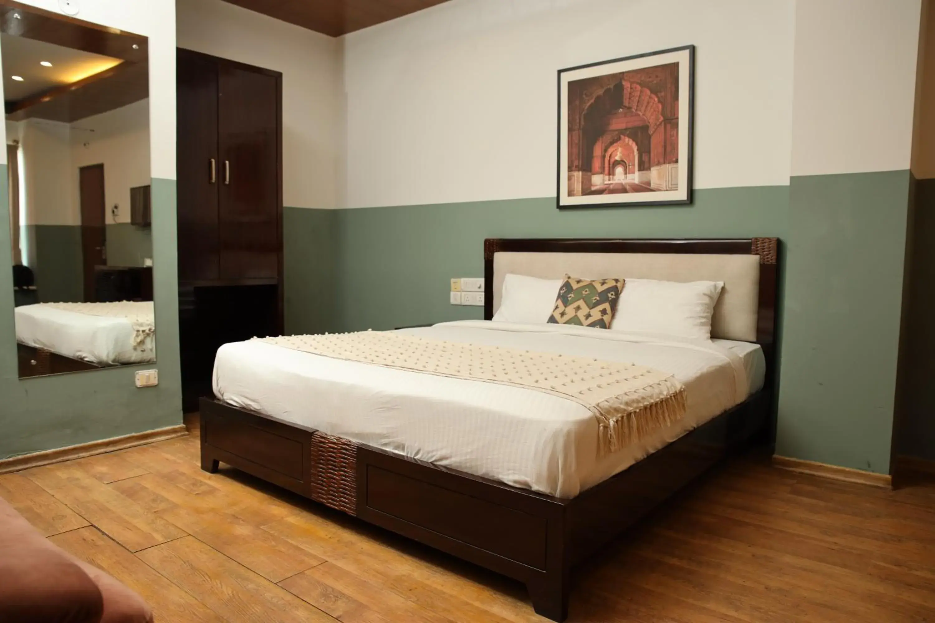 Bed in Olive Zip Rest House Road by Embassy Group Bed in Olive Zip Rest House Road by Embassy Group