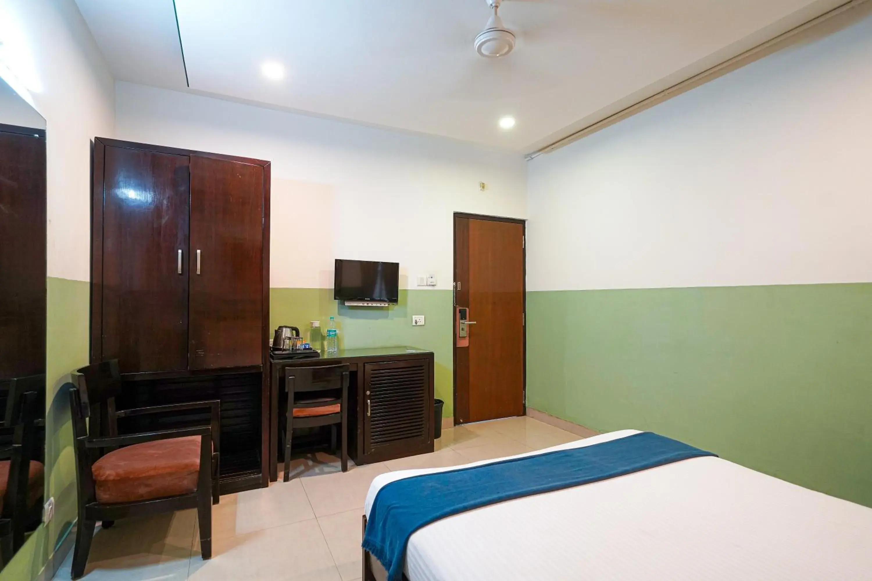 Bed in Olive Zip Rest House Road by Embassy Group Bed in Olive Zip Rest House Road by Embassy Group