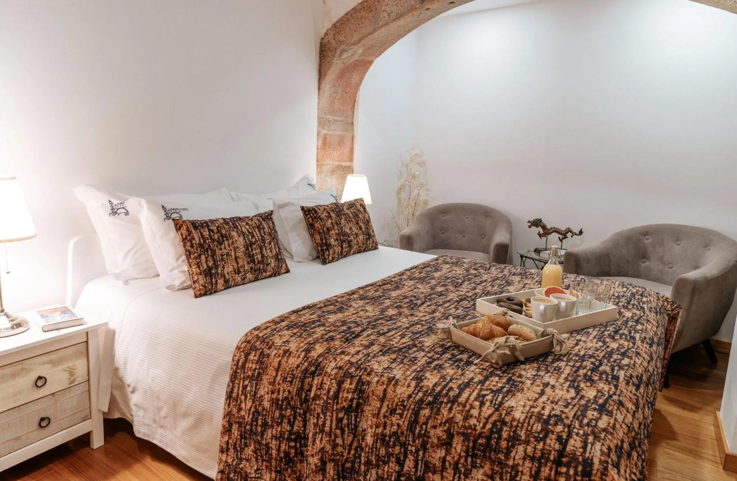 Authentic Porto Apartments