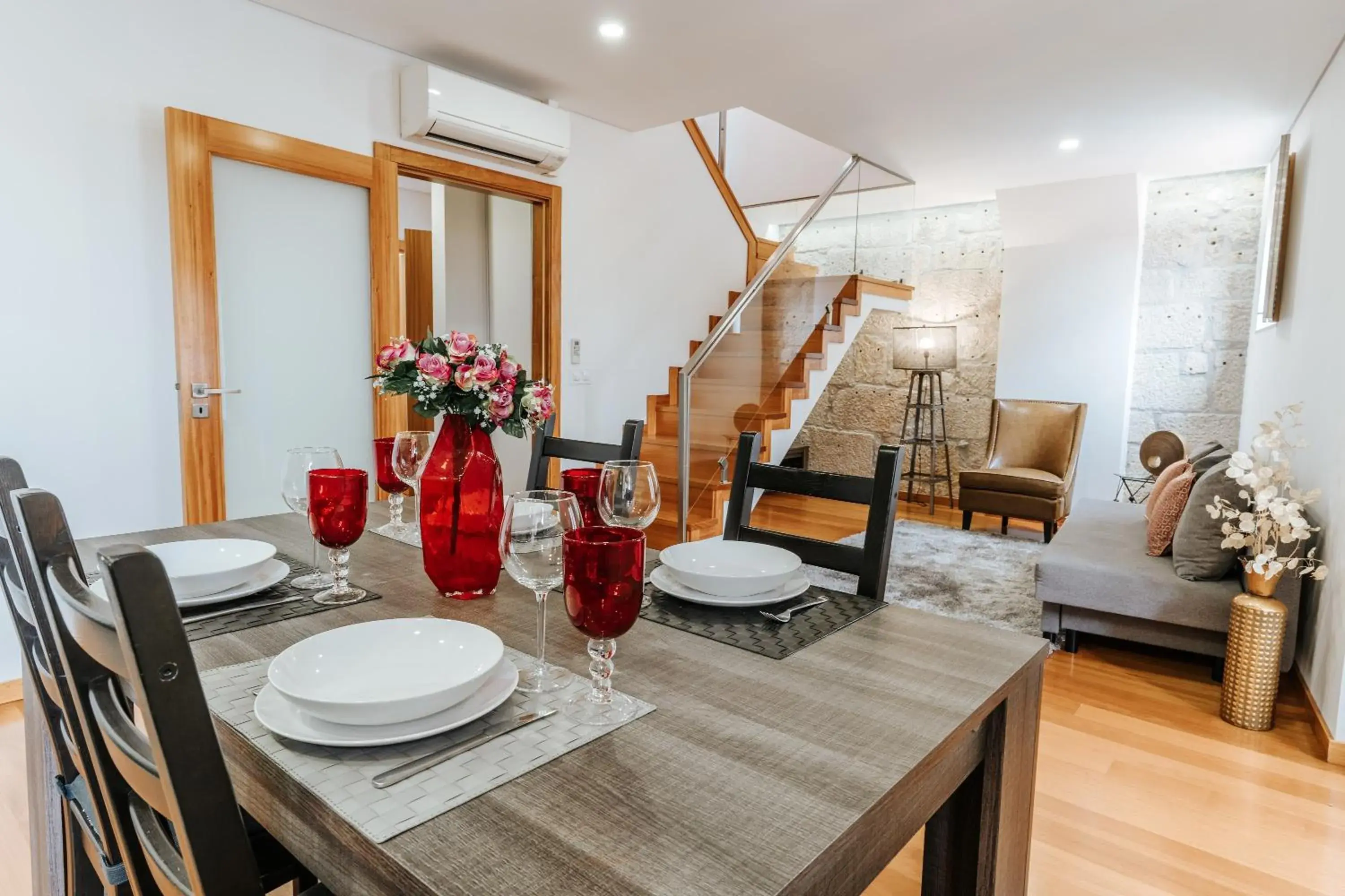 Duplex Apartment in Authentic Porto Apartments Duplex Apartment in Authentic Porto Apartments