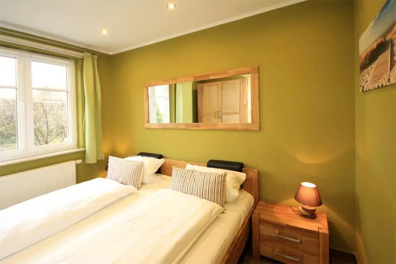 Bedroom, Bed in Strandschlösschen