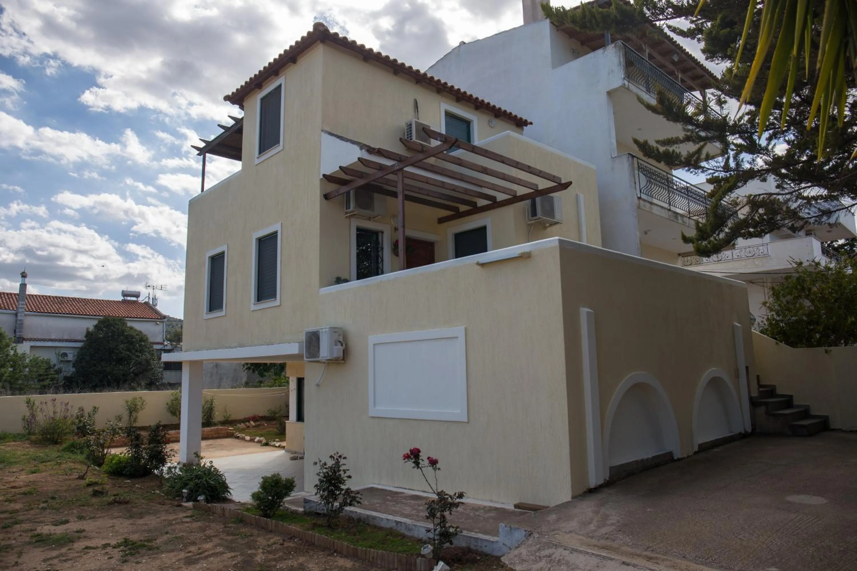 Elena's House
