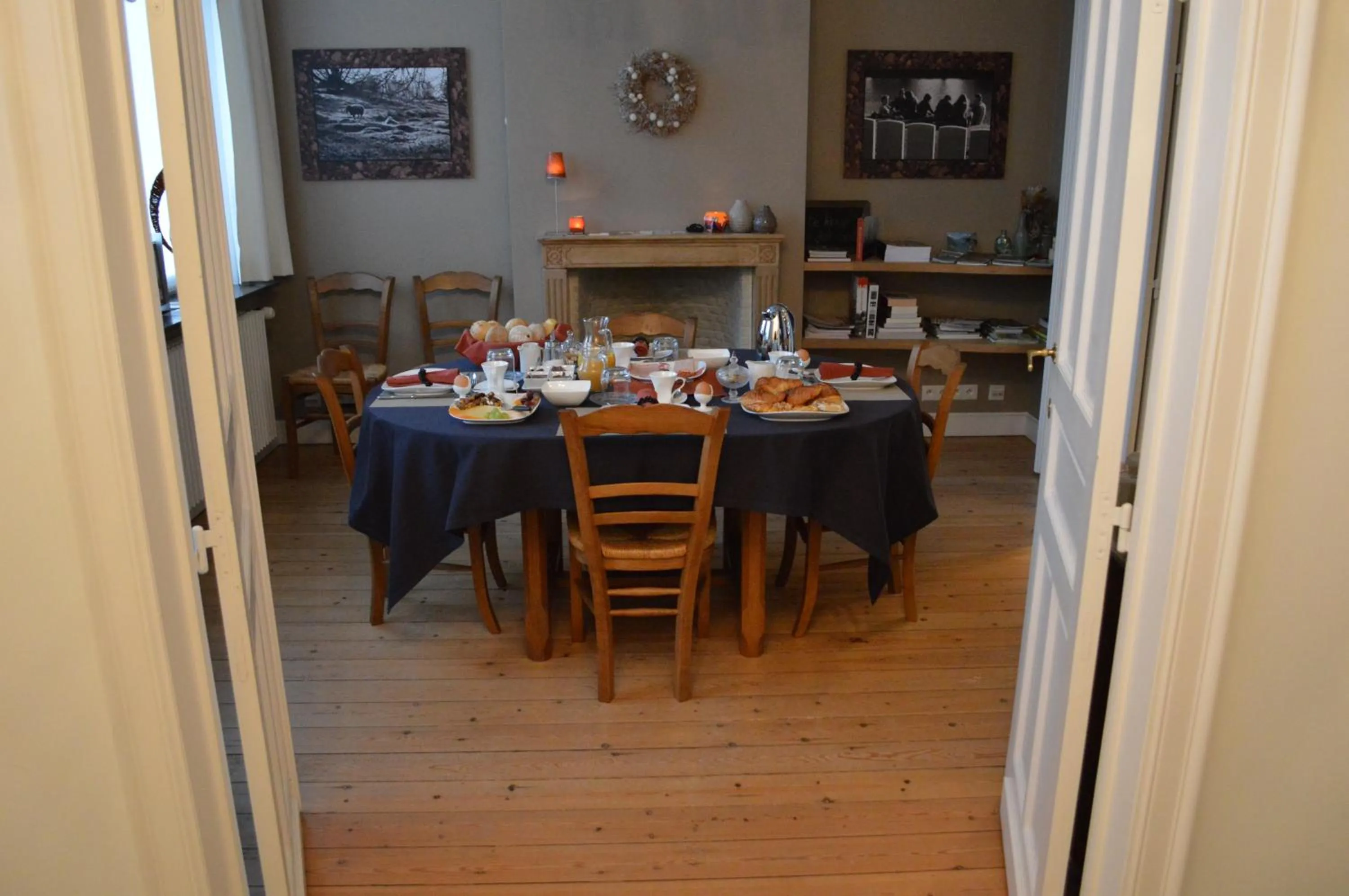 Dining area in B&B @ Room's