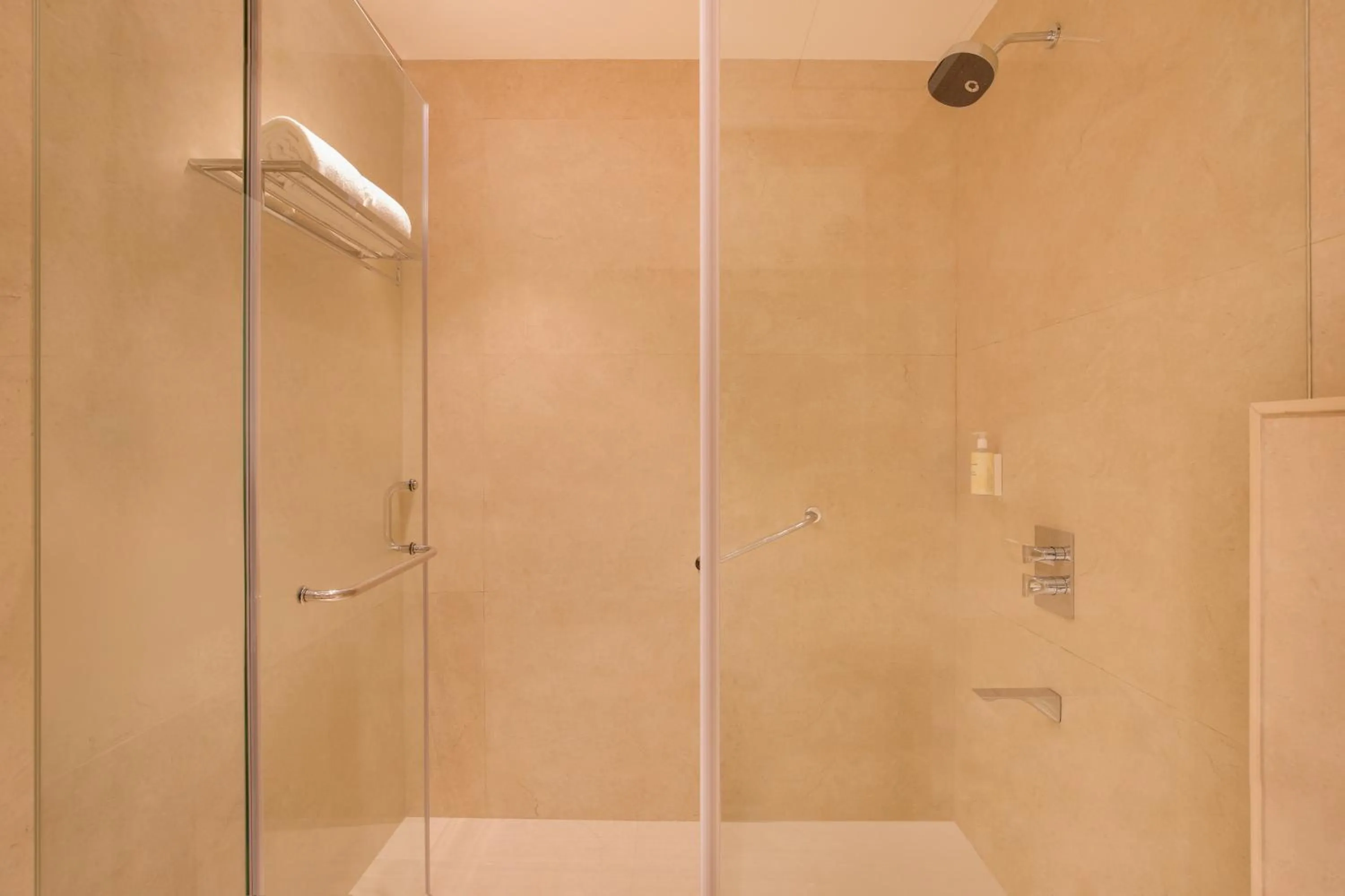 Bathroom in Lemon Tree Hotel, Jamnagar