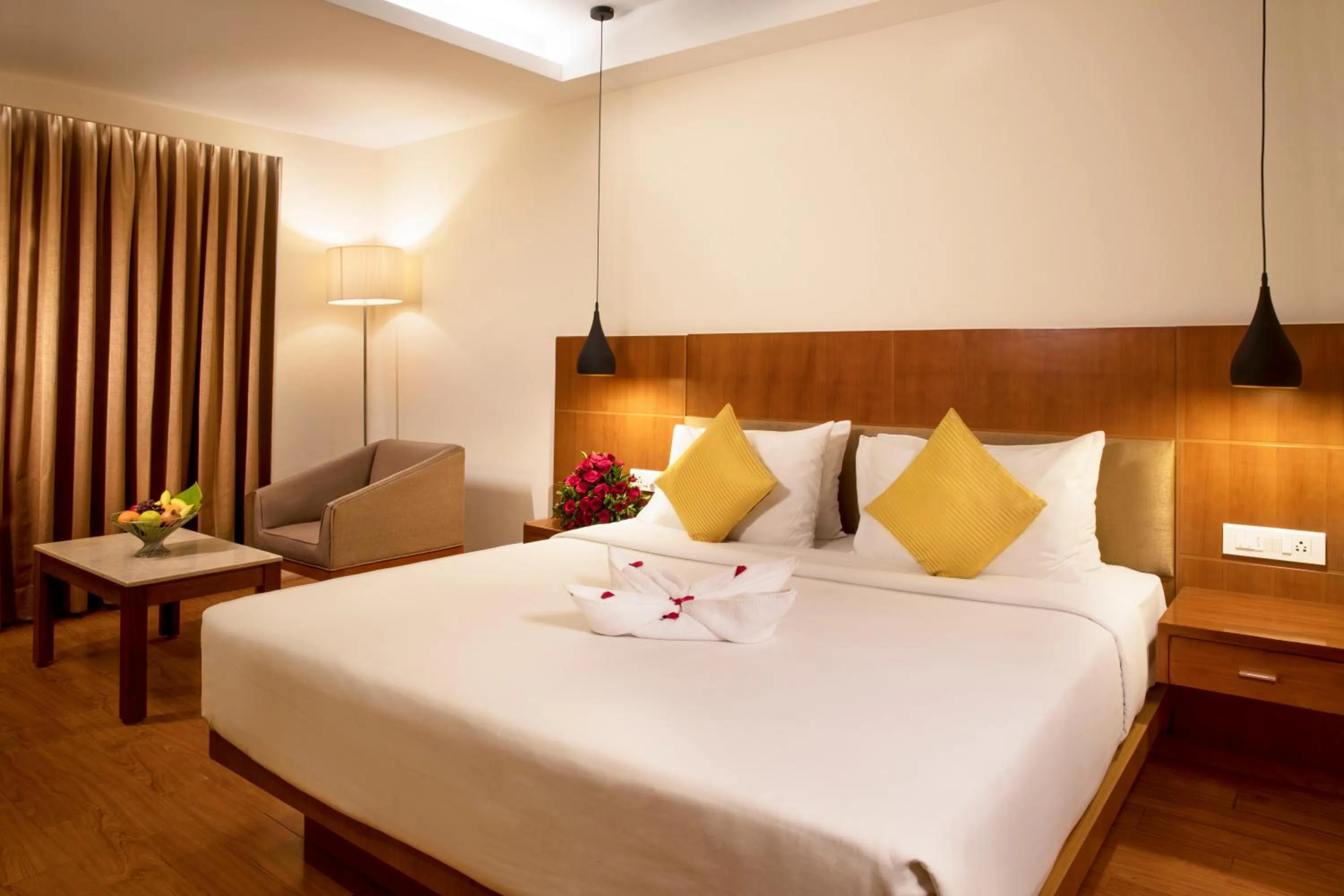 Bed in CJ Pallazzio,Salem