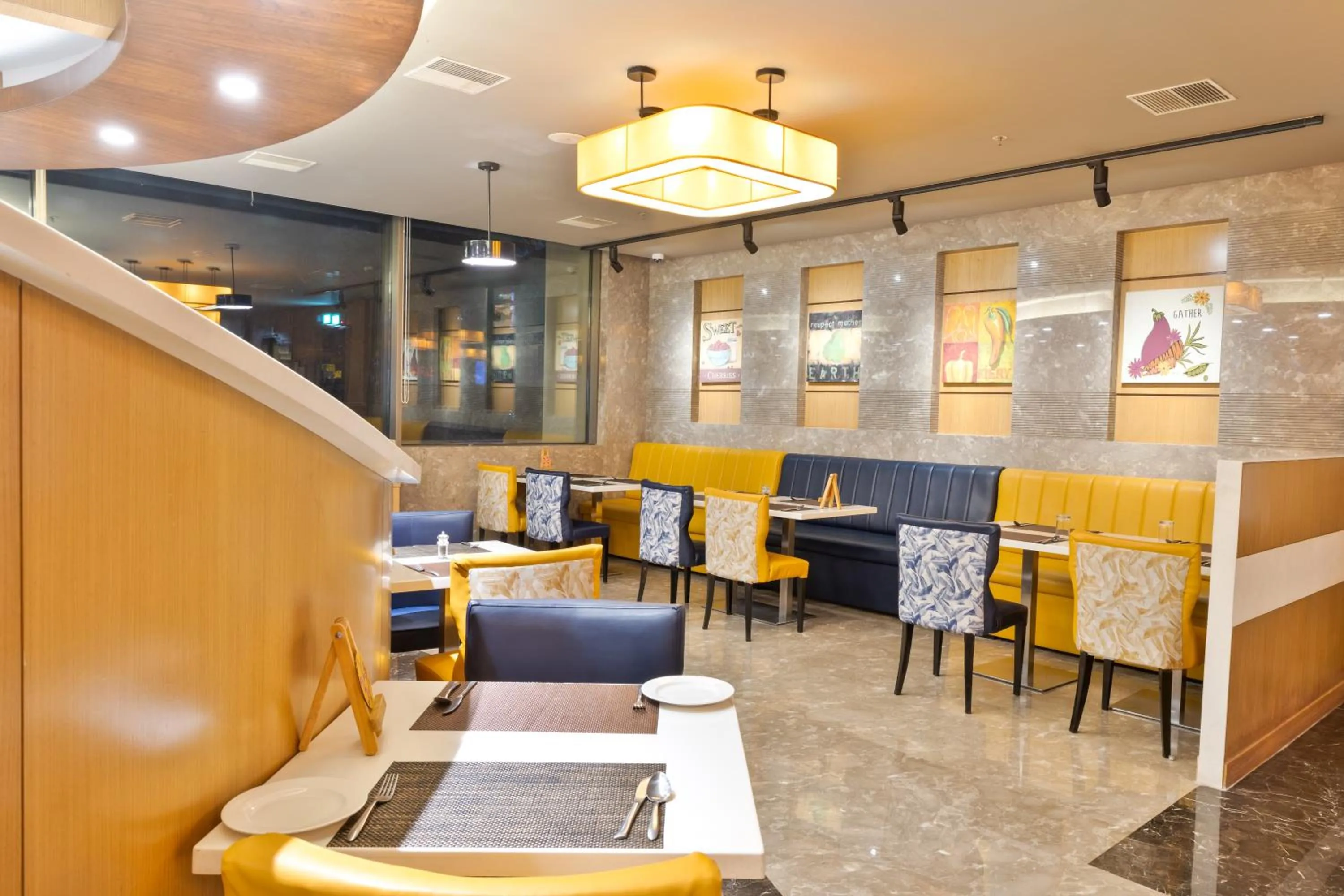 Restaurant/places to eat in CJ Pallazzio,Salem