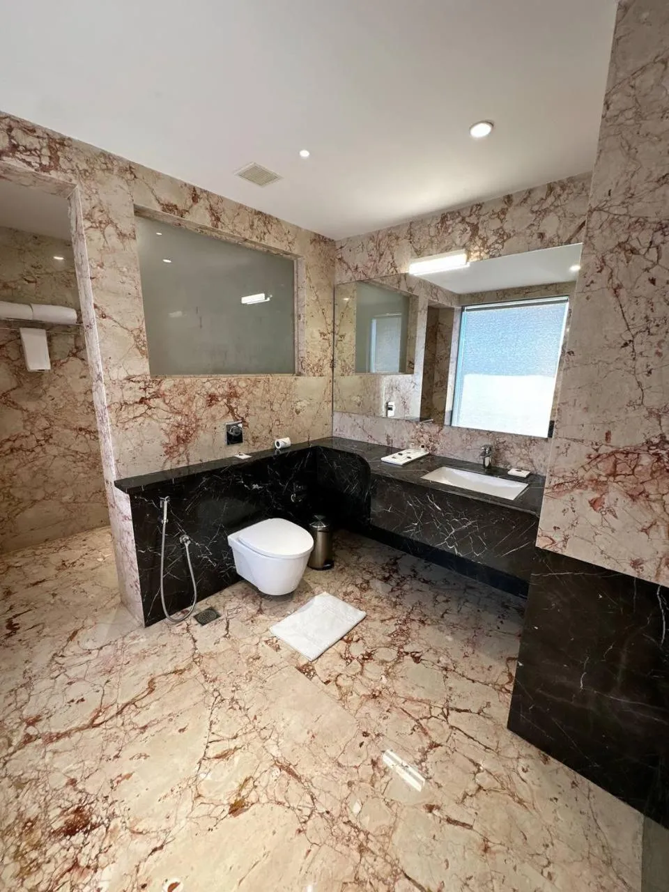 Property building in CJ Pallazzio,Salem