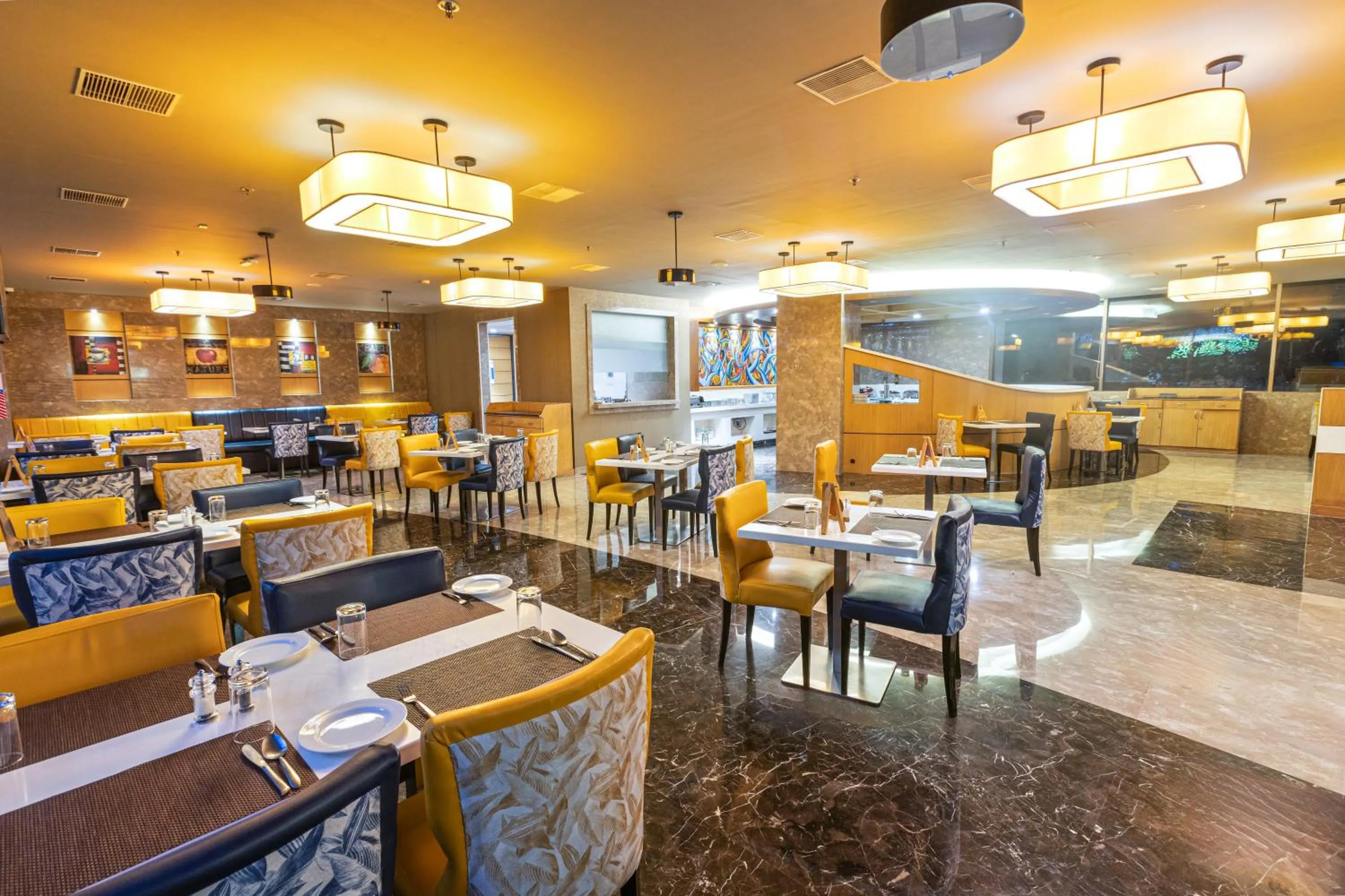 Restaurant/places to eat in CJ Pallazzio,Salem