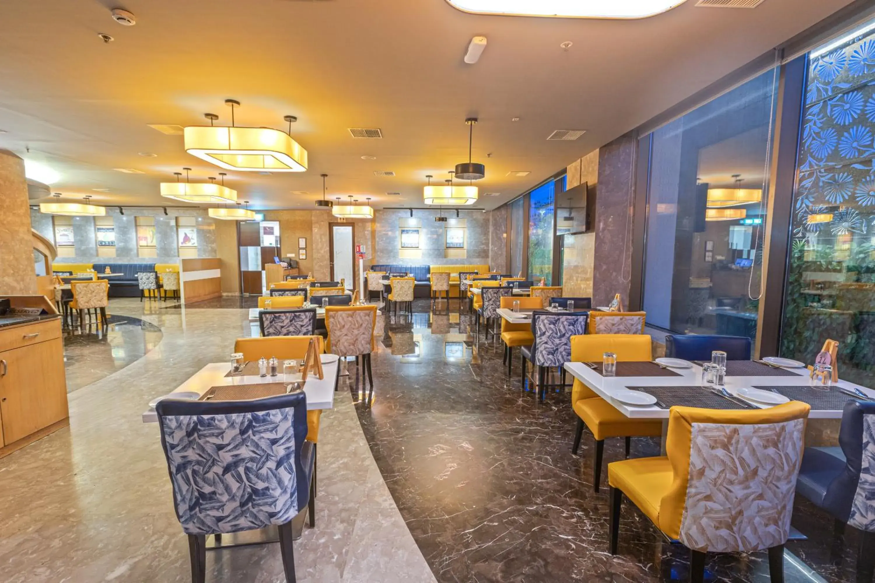 Restaurant/places to eat in CJ Pallazzio,Salem Restaurant/places to eat in CJ Pallazzio,Salem