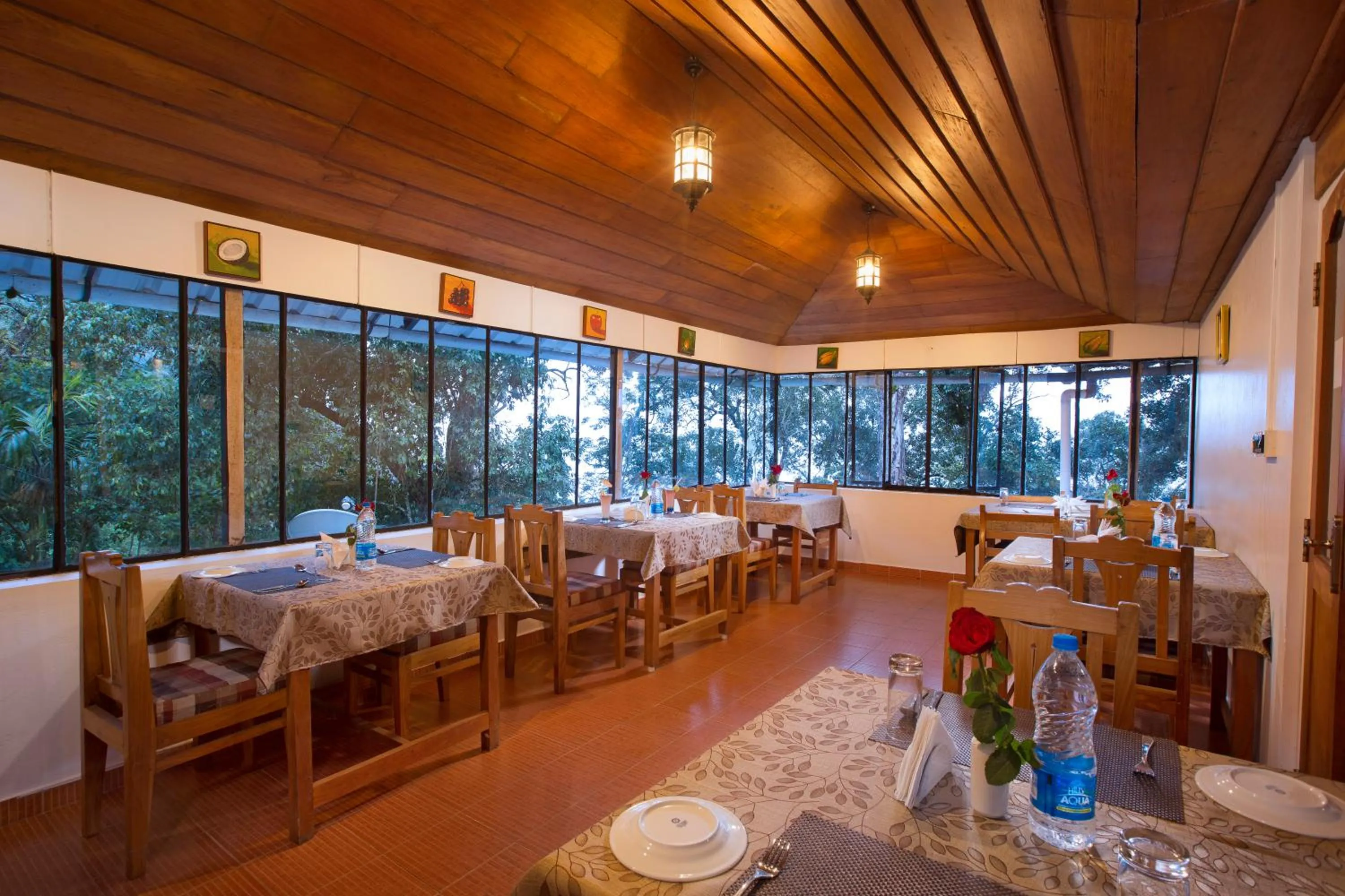 Restaurant/places to eat in Bracknell Forest Munnar