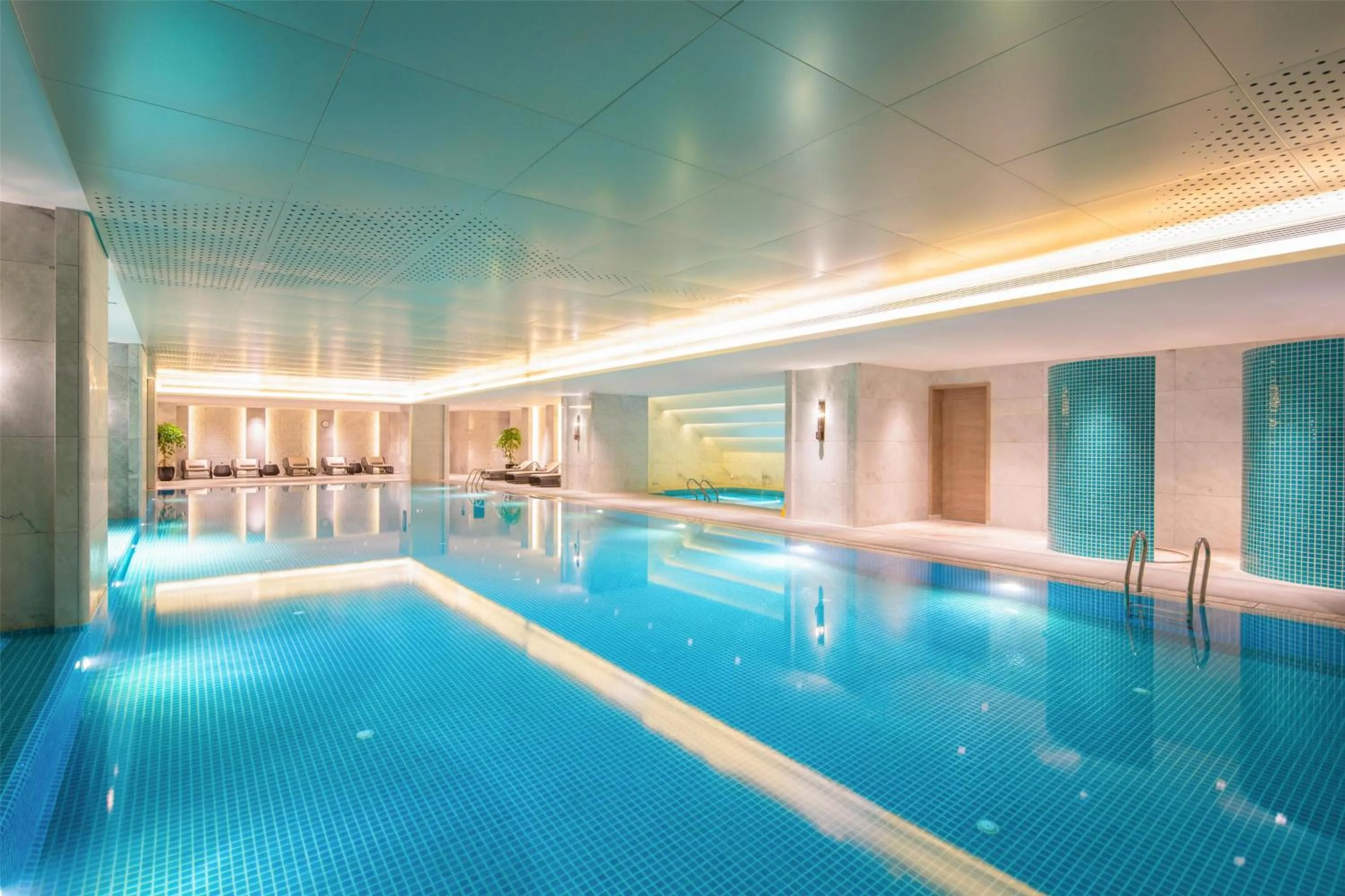 Pool view in Kempinski Hotel Fuzhou