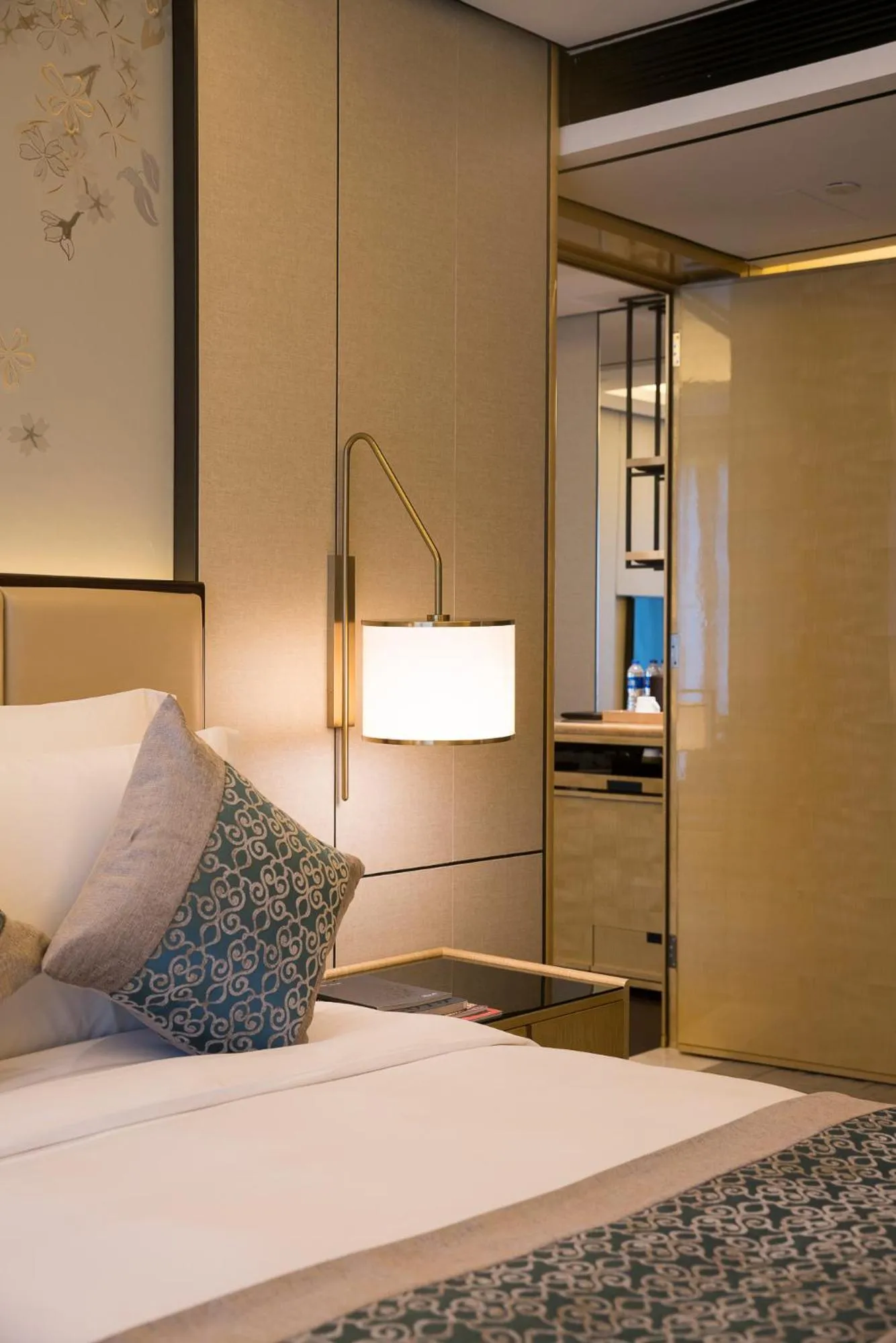 Bedroom, Bed in Kempinski Hotel Fuzhou