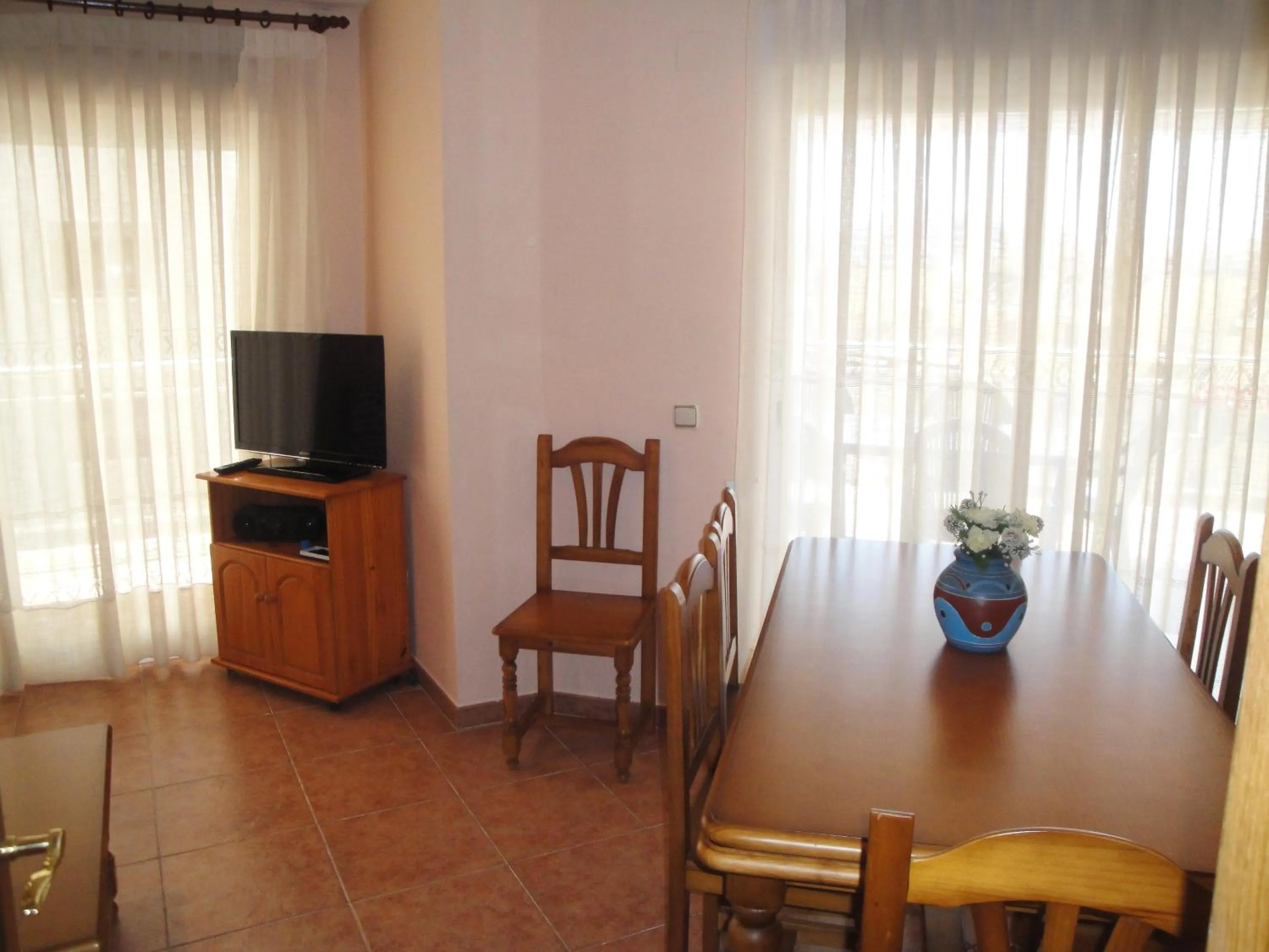 Kitchen or kitchenette in Apartamentos Argenta Caleta 3000