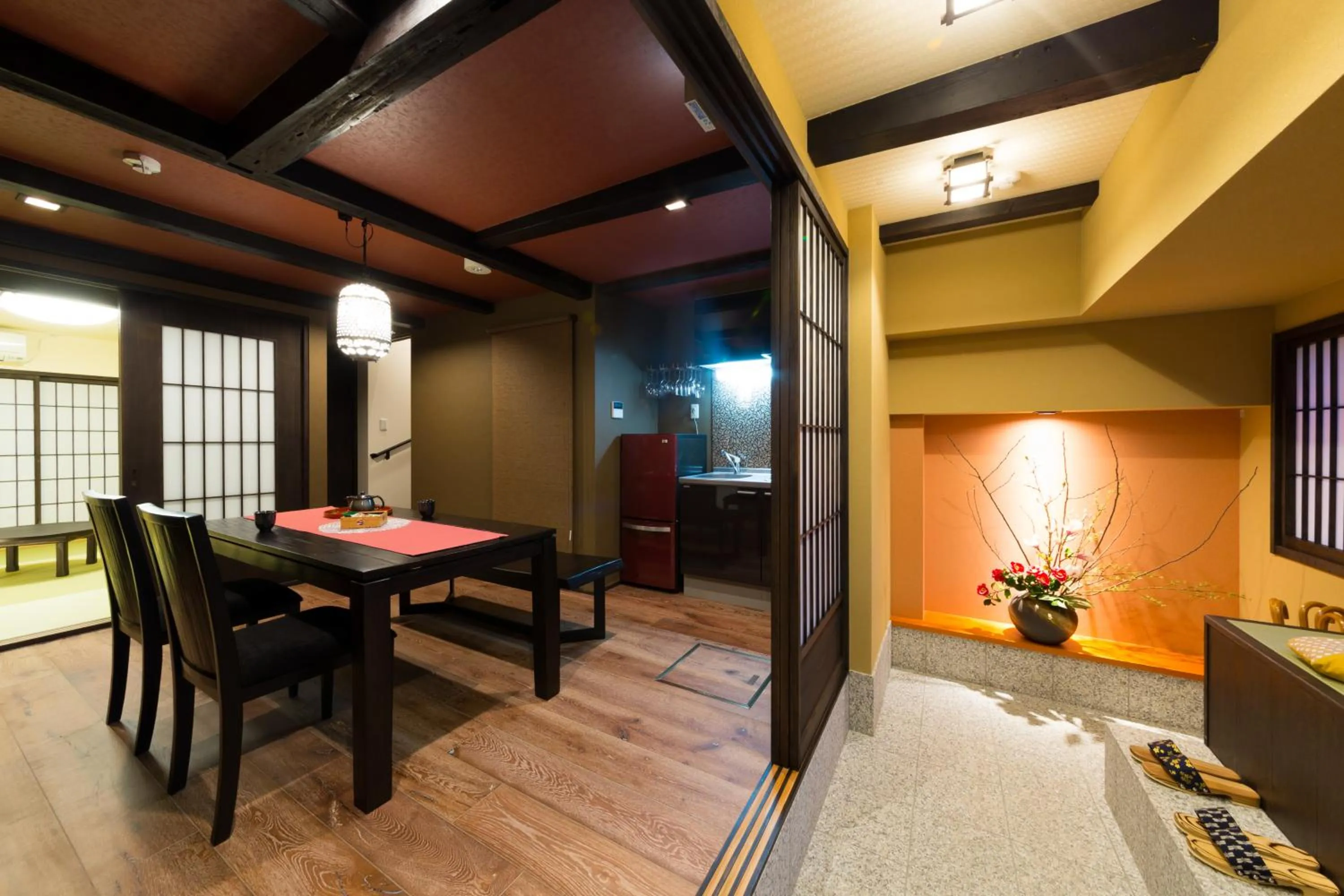 Living room in 京と家 鴨川五条 -Kyotoya Kamogawagojo-