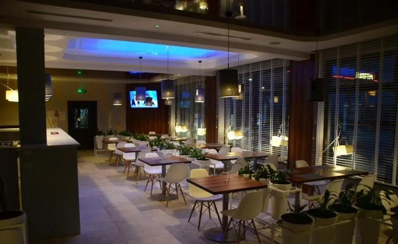 Restaurant/places to eat in Hotel Pauza