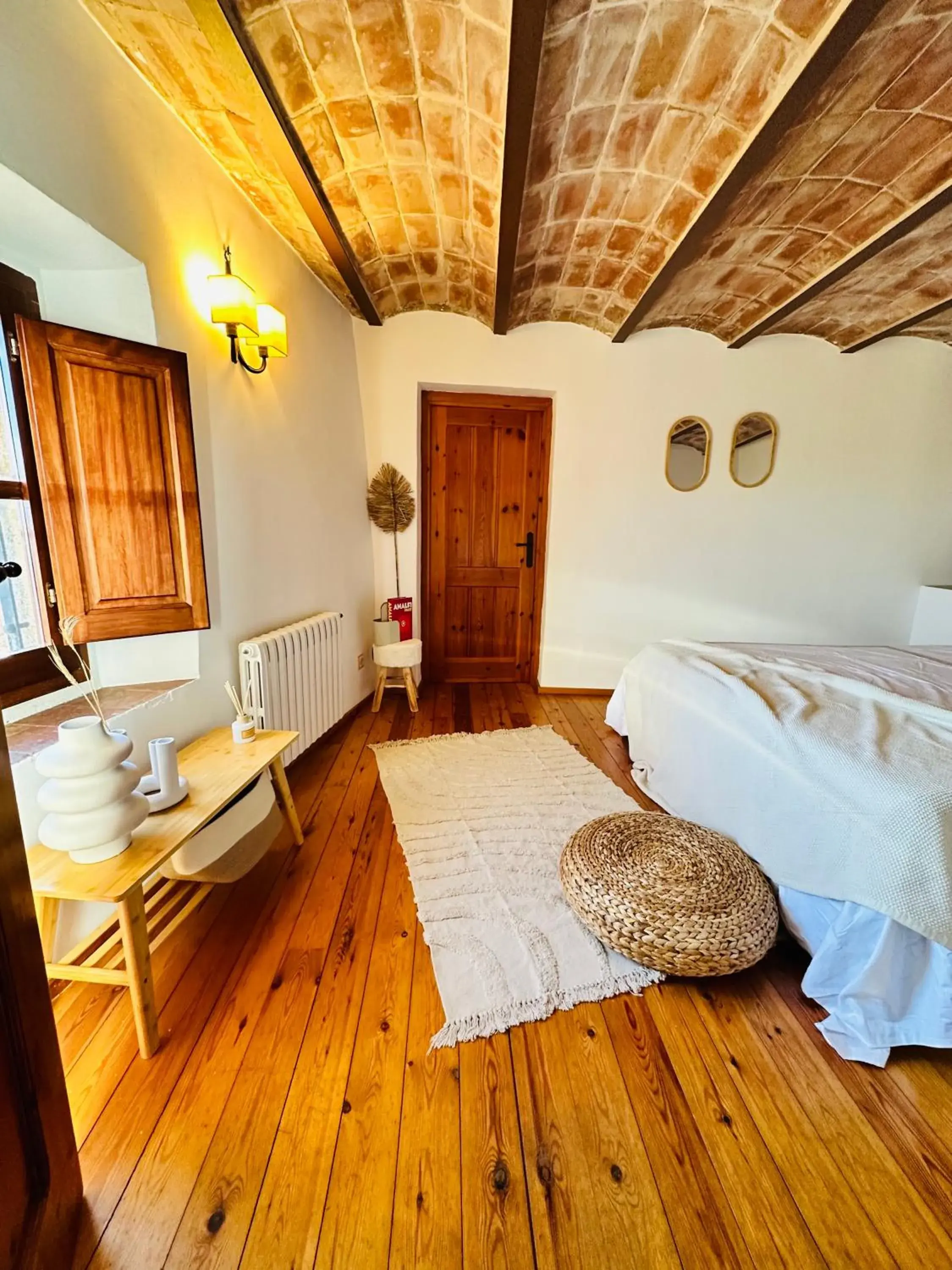 Deluxe Double Room with Sea View in B&B La Vista Brava Deluxe Double Room with Sea View in B&B La Vista Brava