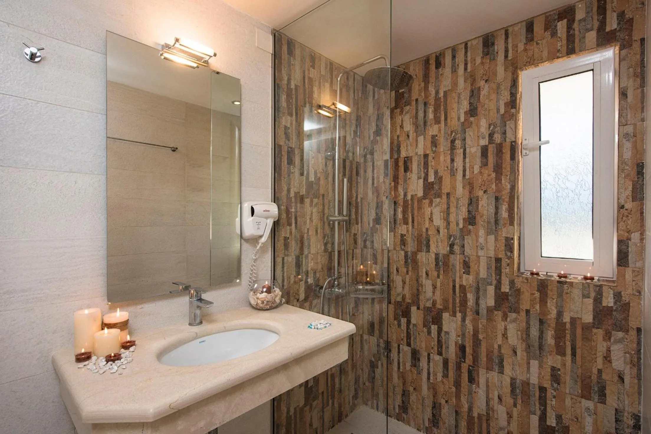 Shower in Onar Corfu Aparts & Studios