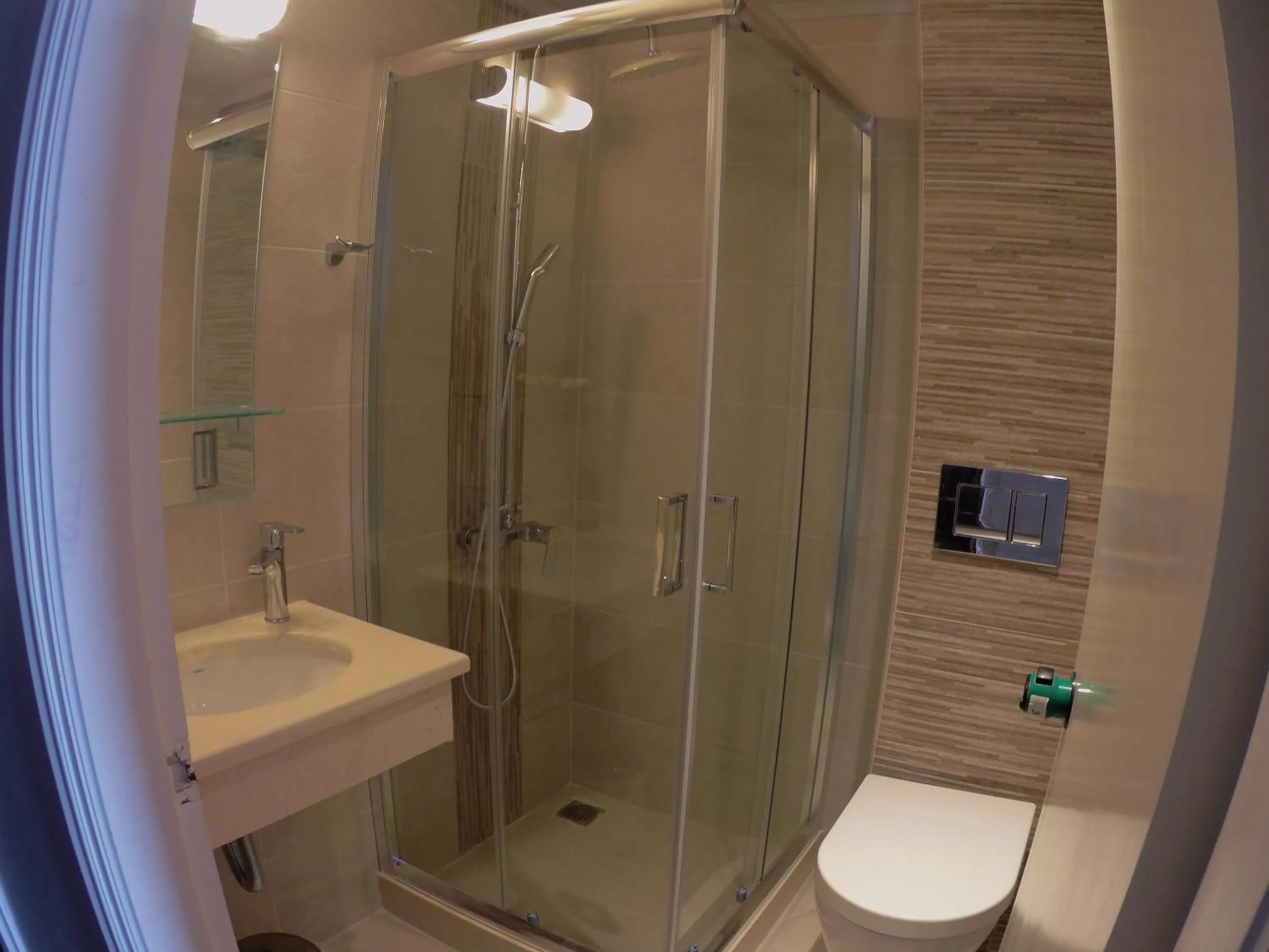 Shower in Onar Corfu Aparts & Studios
