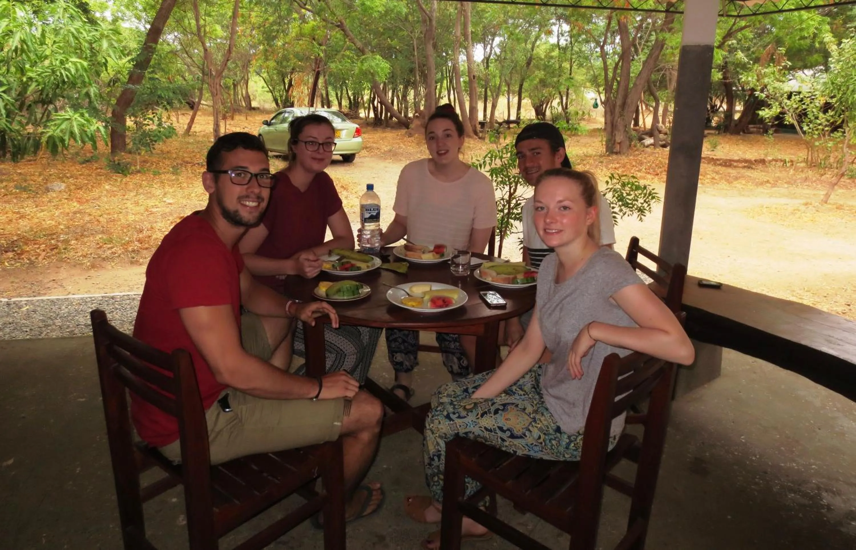 Restaurant/places to eat in Pelican View Cottages