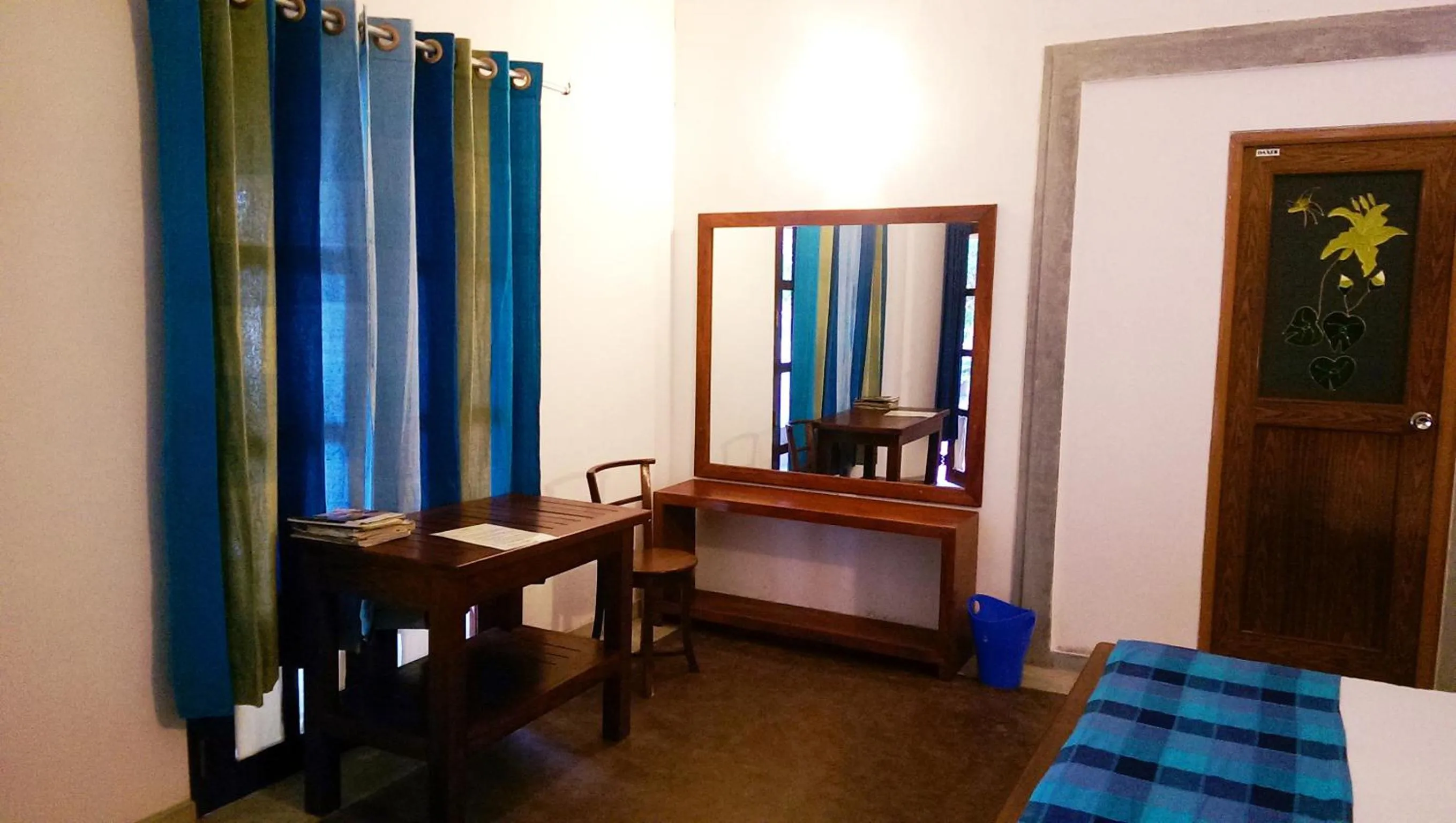Property building, Bed in Pelican View Cottages