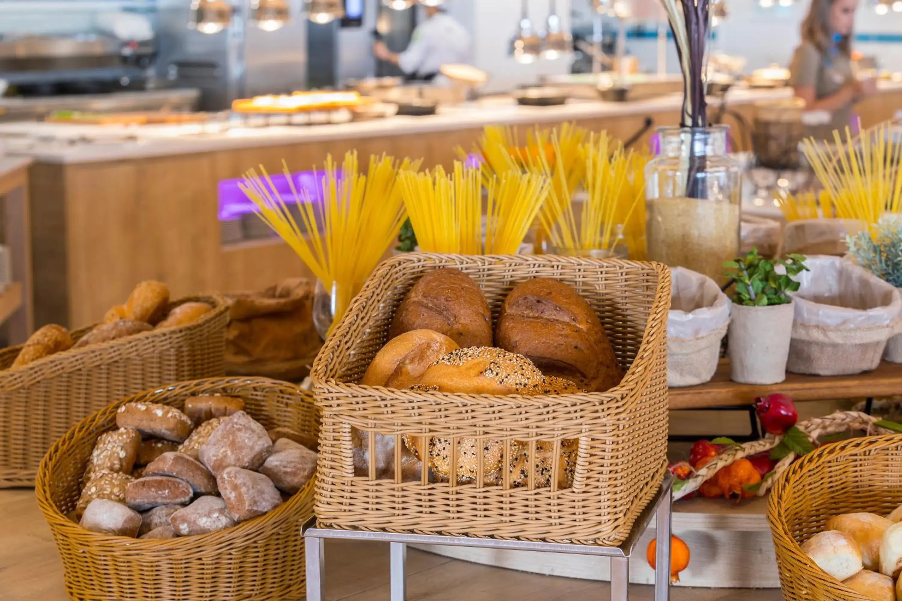 Food and drinks in Leonardo Laura Beach & Splash Resort Food and drinks in Leonardo Laura Beach & Splash Resort