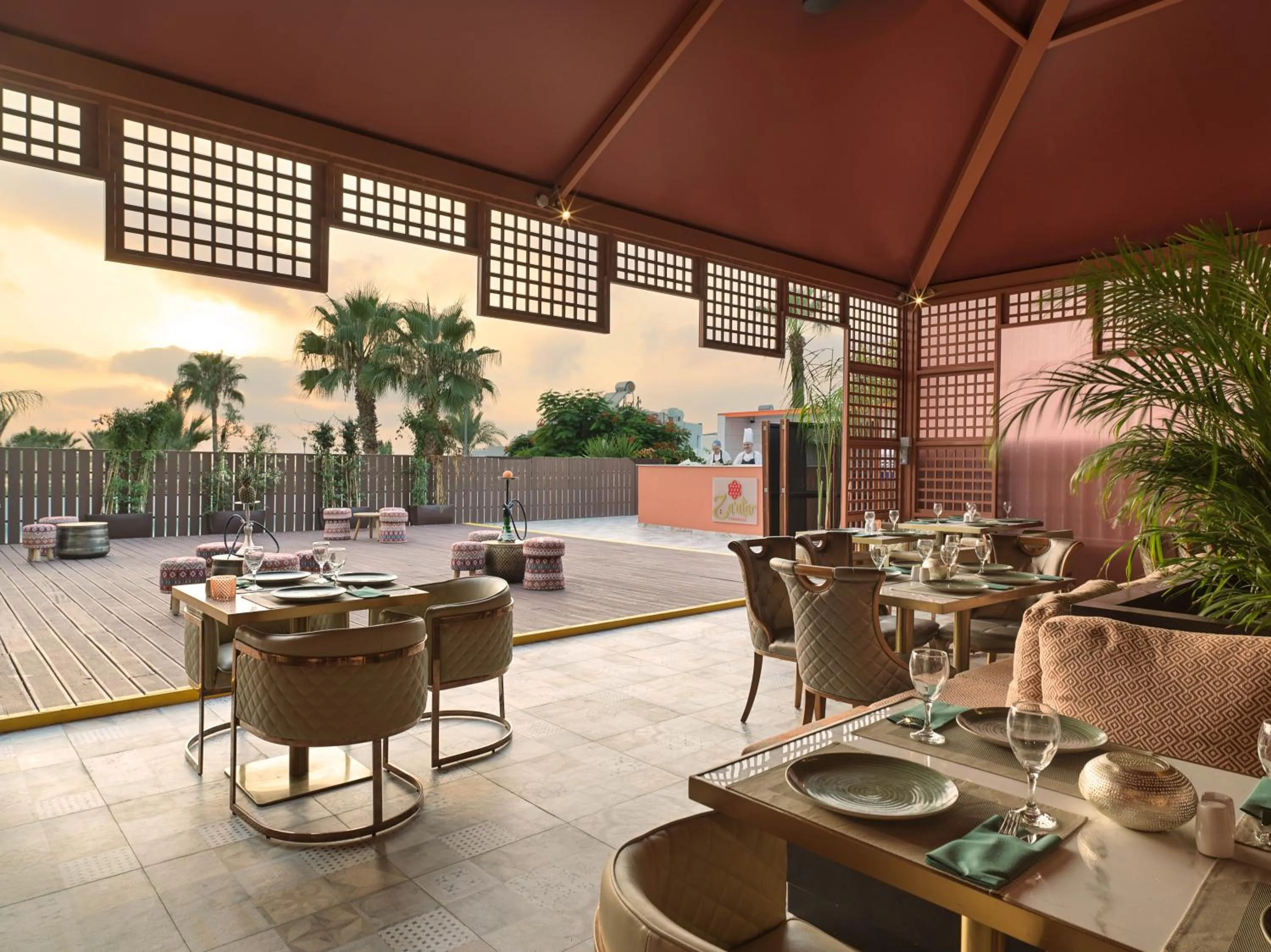 Restaurant/places to eat in Leonardo Laura Beach & Splash Resort