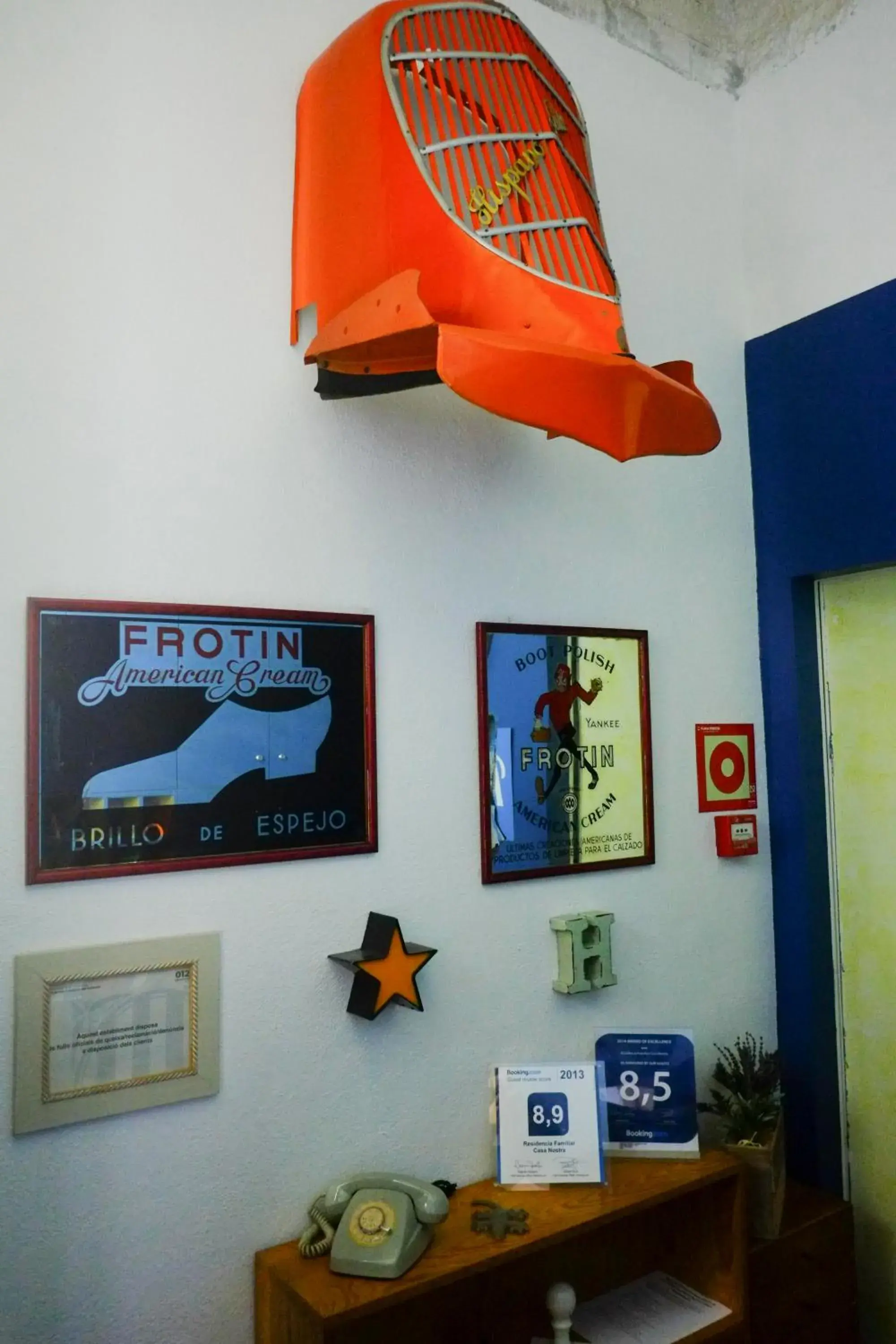 Lobby or reception in Pigal Lobby or reception in Pigal