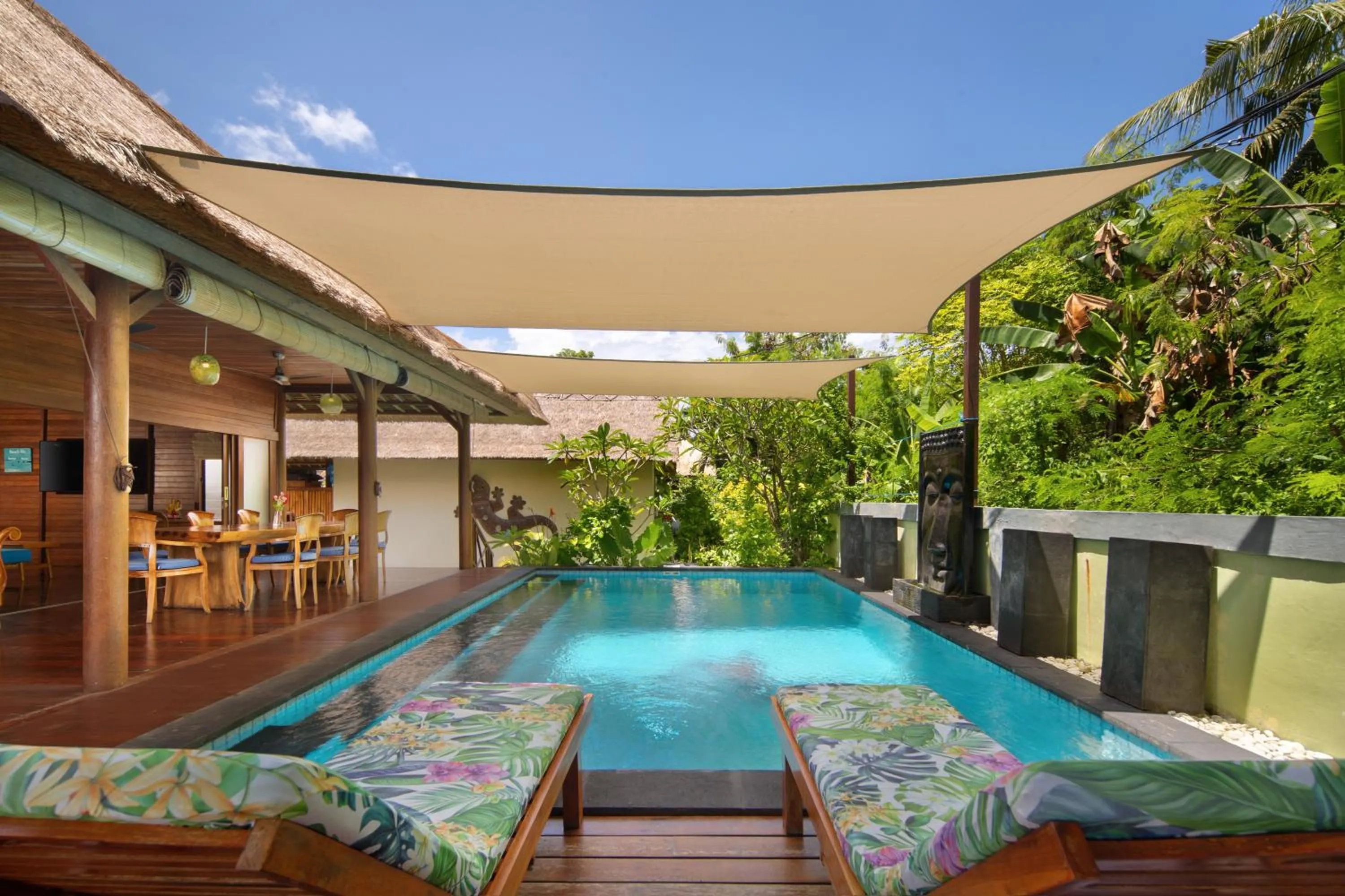 Patio in Gecko Villa & Bungalows