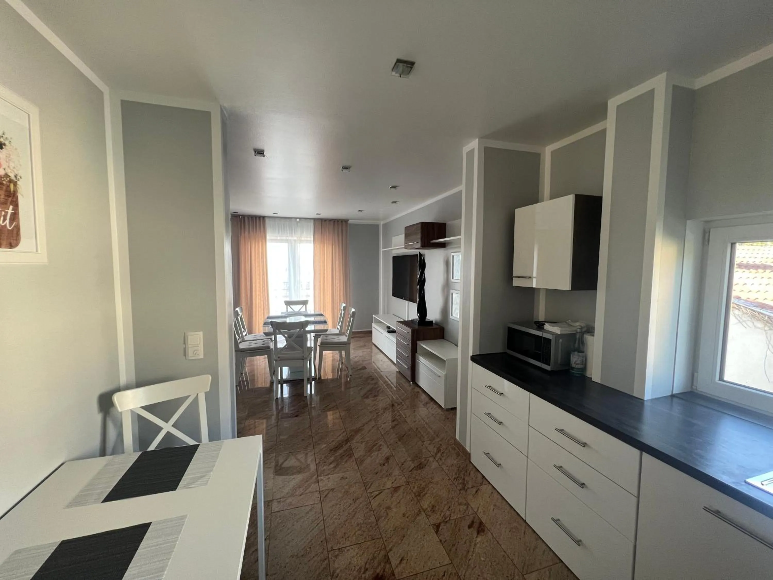 Kitchen or kitchenette in Merkel Villa Apartamente