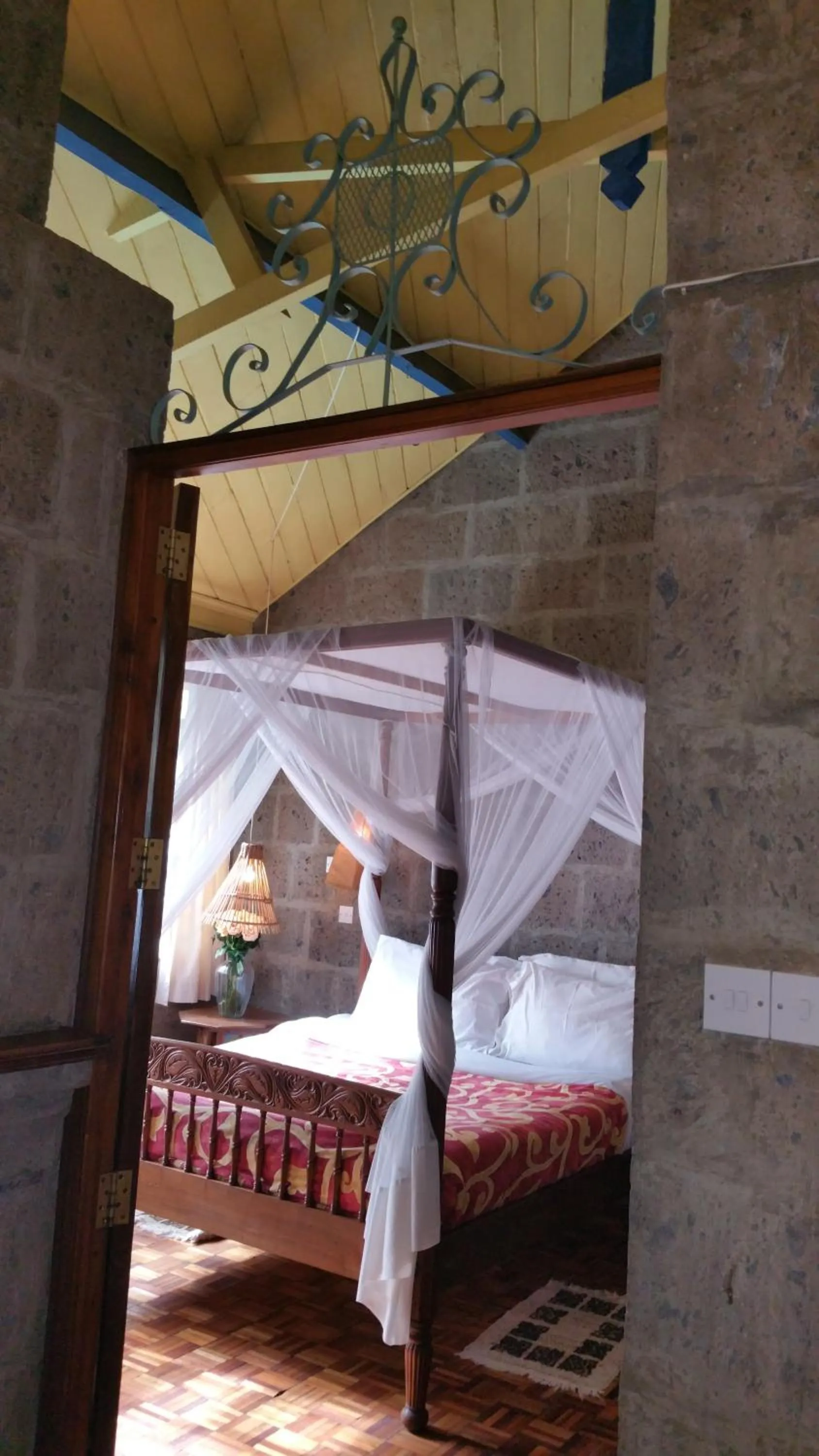 Bed in Woodmere Grand Hotel & Serviced Apartments