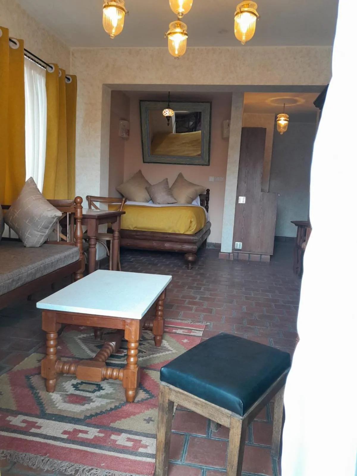 Bed in Woodmere Grand Hotel & Serviced Apartments