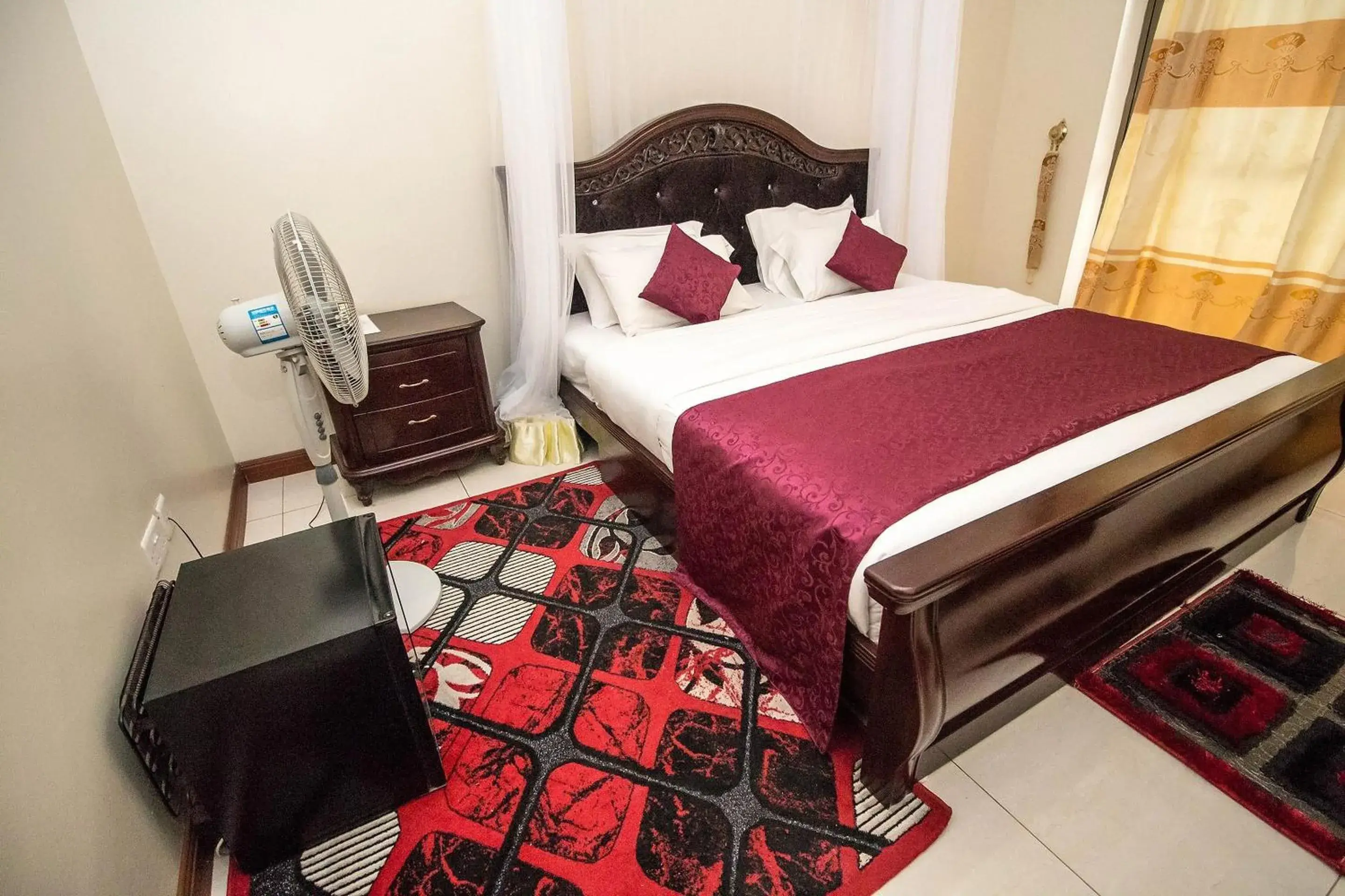 Standard Single Room in Sir Jose Hotel Standard Single Room in Sir Jose Hotel