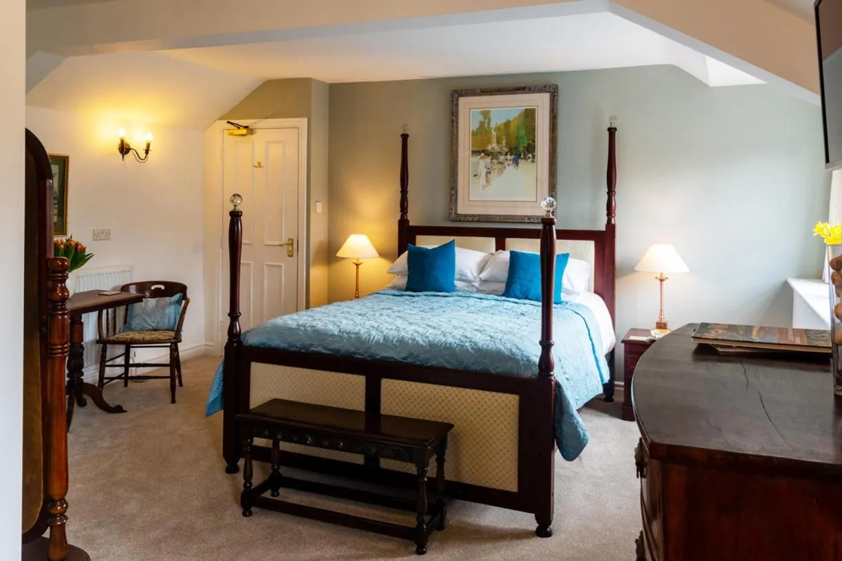 Bedroom, Bed in The Bull at Foolow