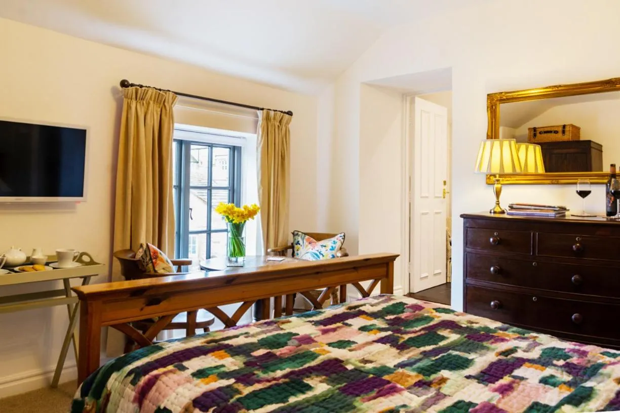 Bedroom, Bed in The Bull at Foolow