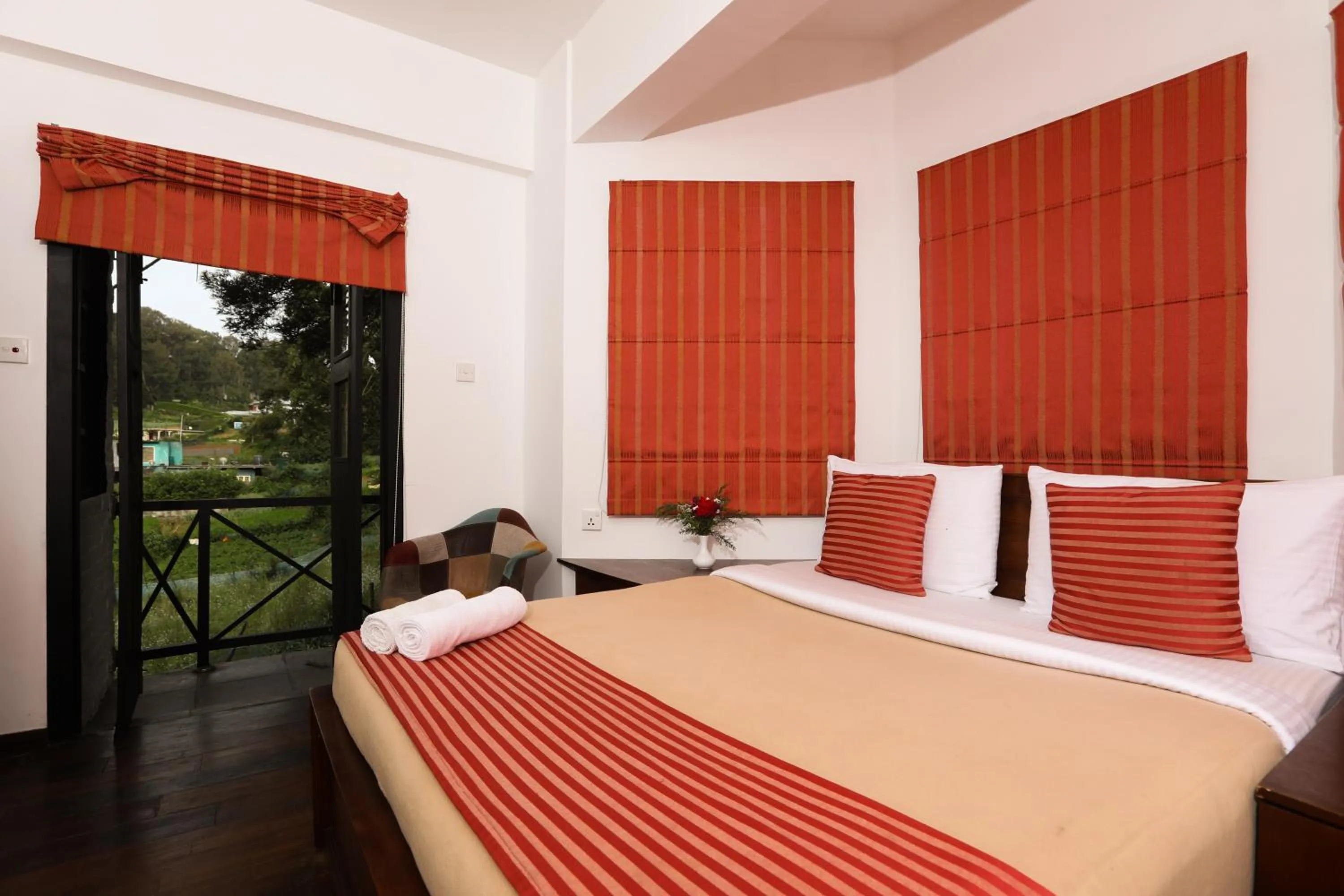 Bedroom, Bed in Cottage 42