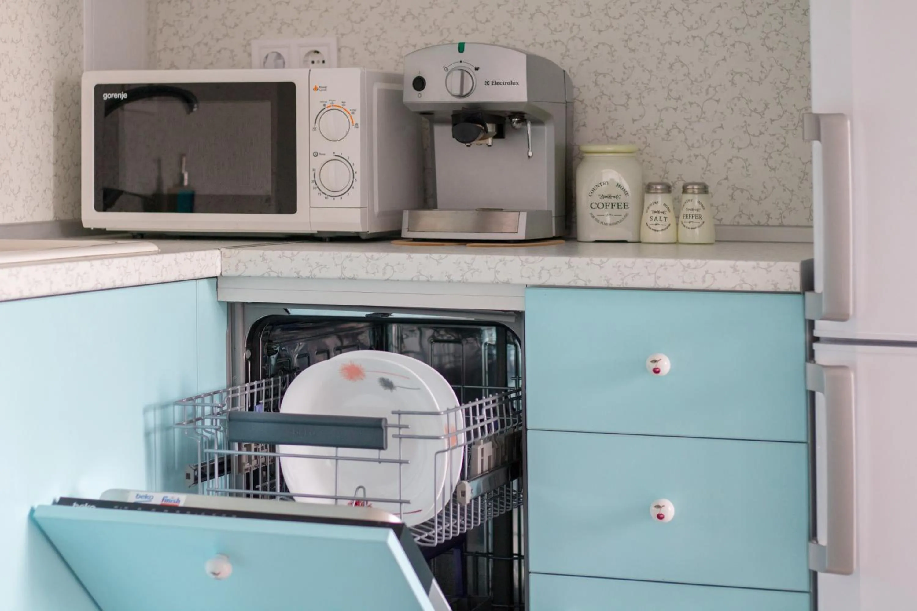 Coffee/tea facilities in Domus Apartments City Center with Parking