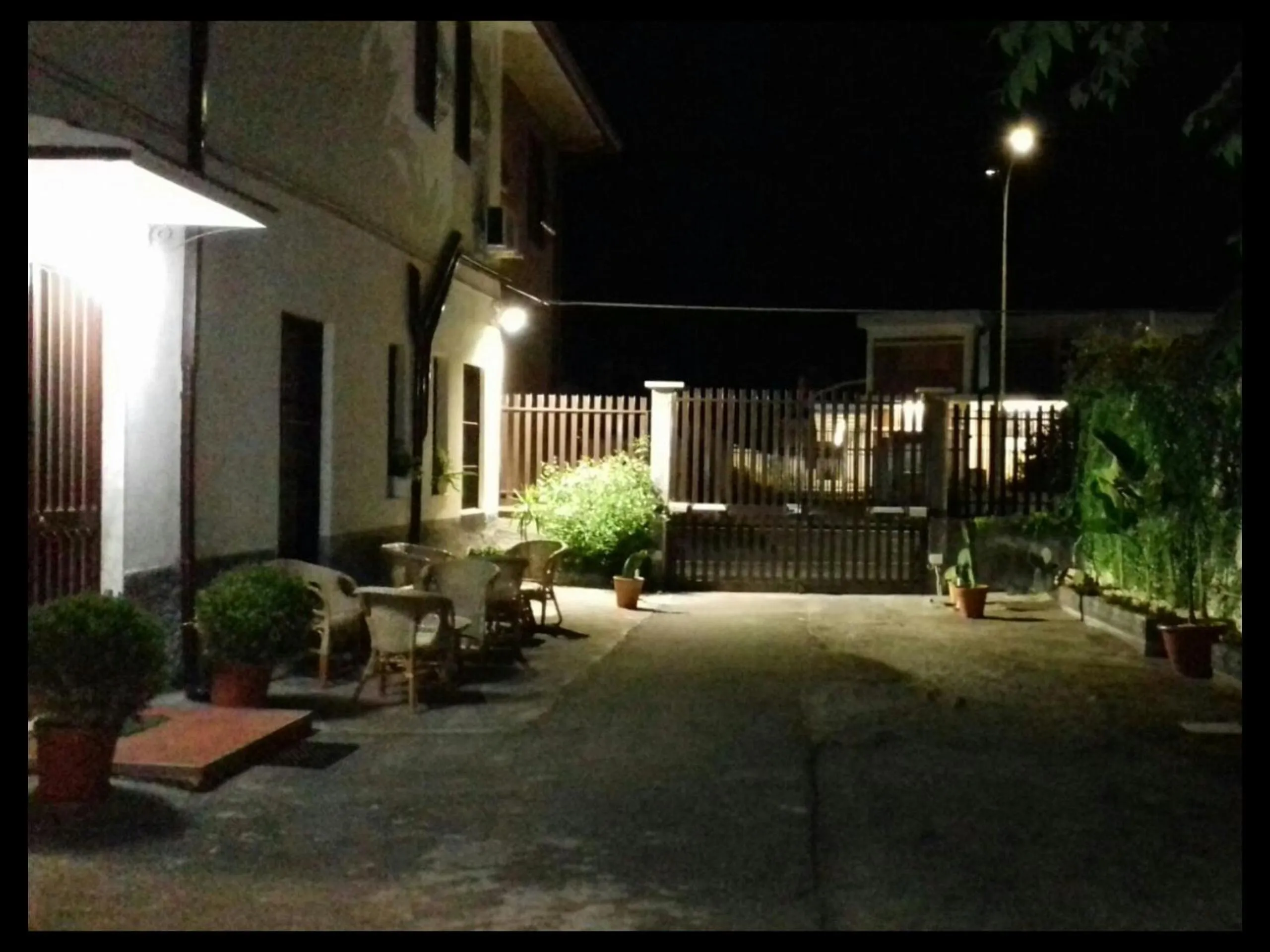 Facade/entrance in Bed & Breakfast Fontanarossa Airport -Private Parking-