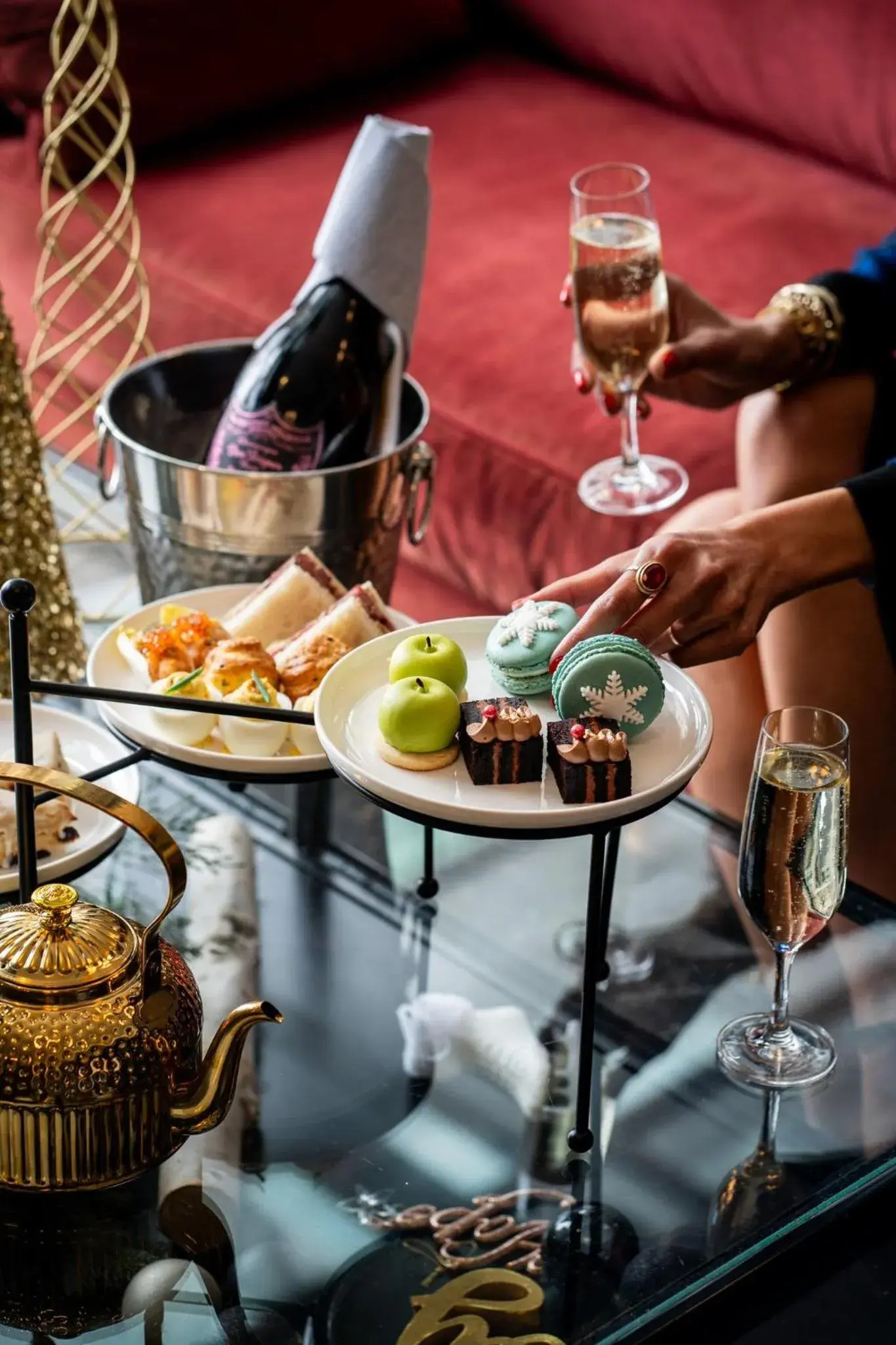 Restaurant/places to eat in Halcyon - A Hotel in Cherry Creek Restaurant/places to eat in Halcyon - A Hotel in Cherry Creek