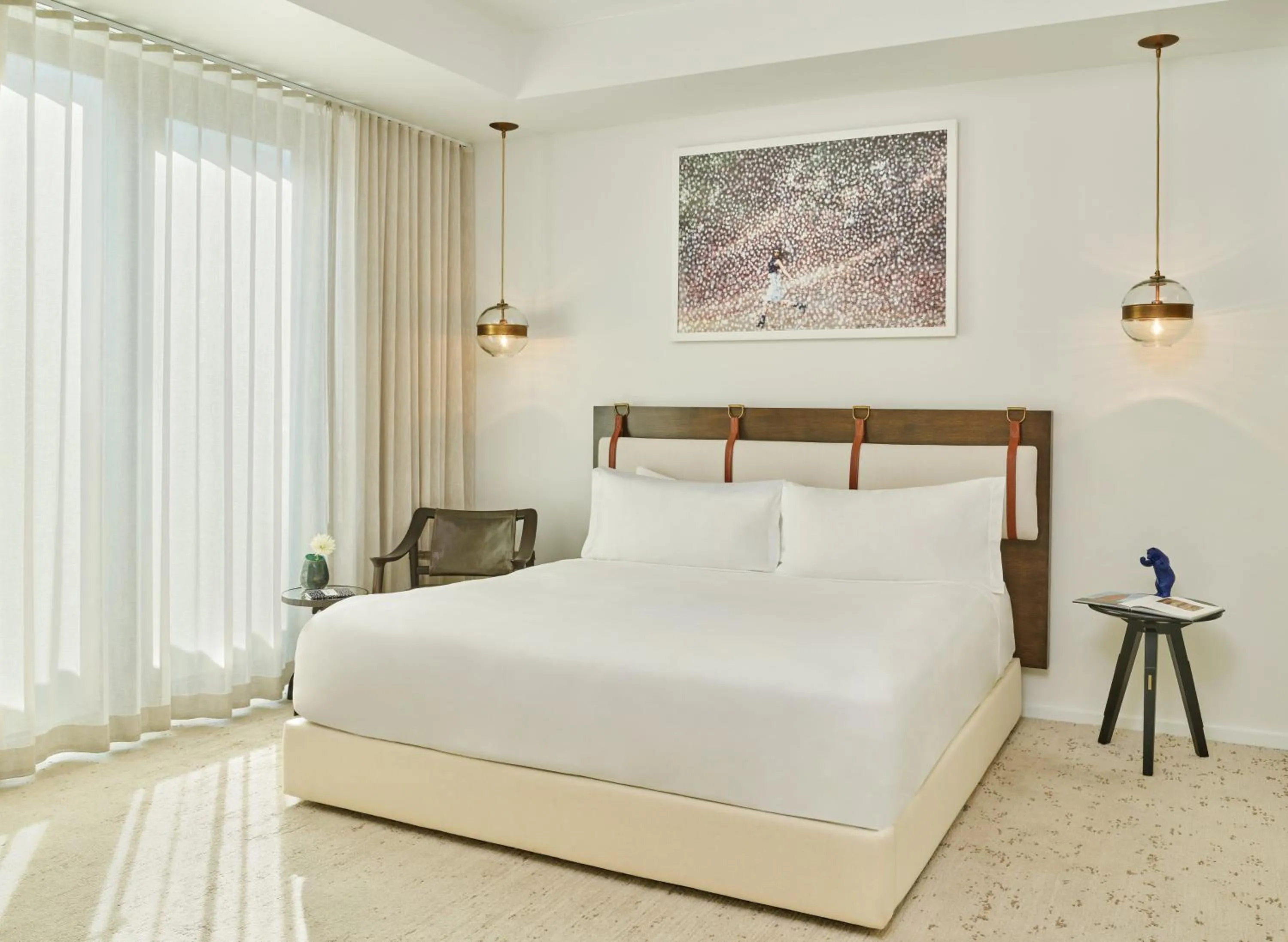 Photo of the whole room, Bed in Halcyon - A Hotel in Cherry Creek