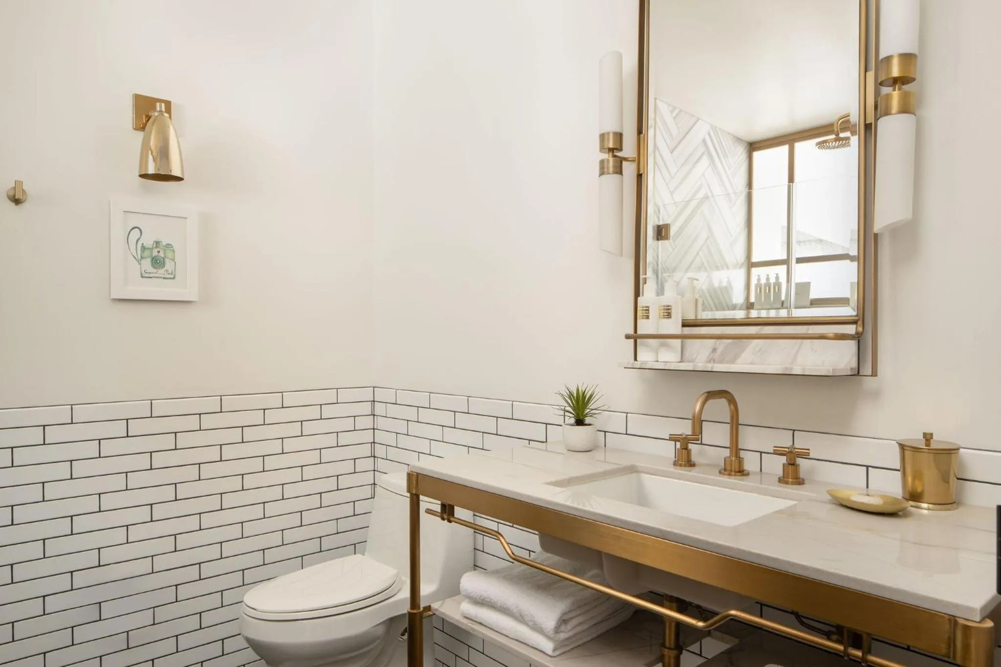 Photo of the whole room in Halcyon - A Hotel in Cherry Creek