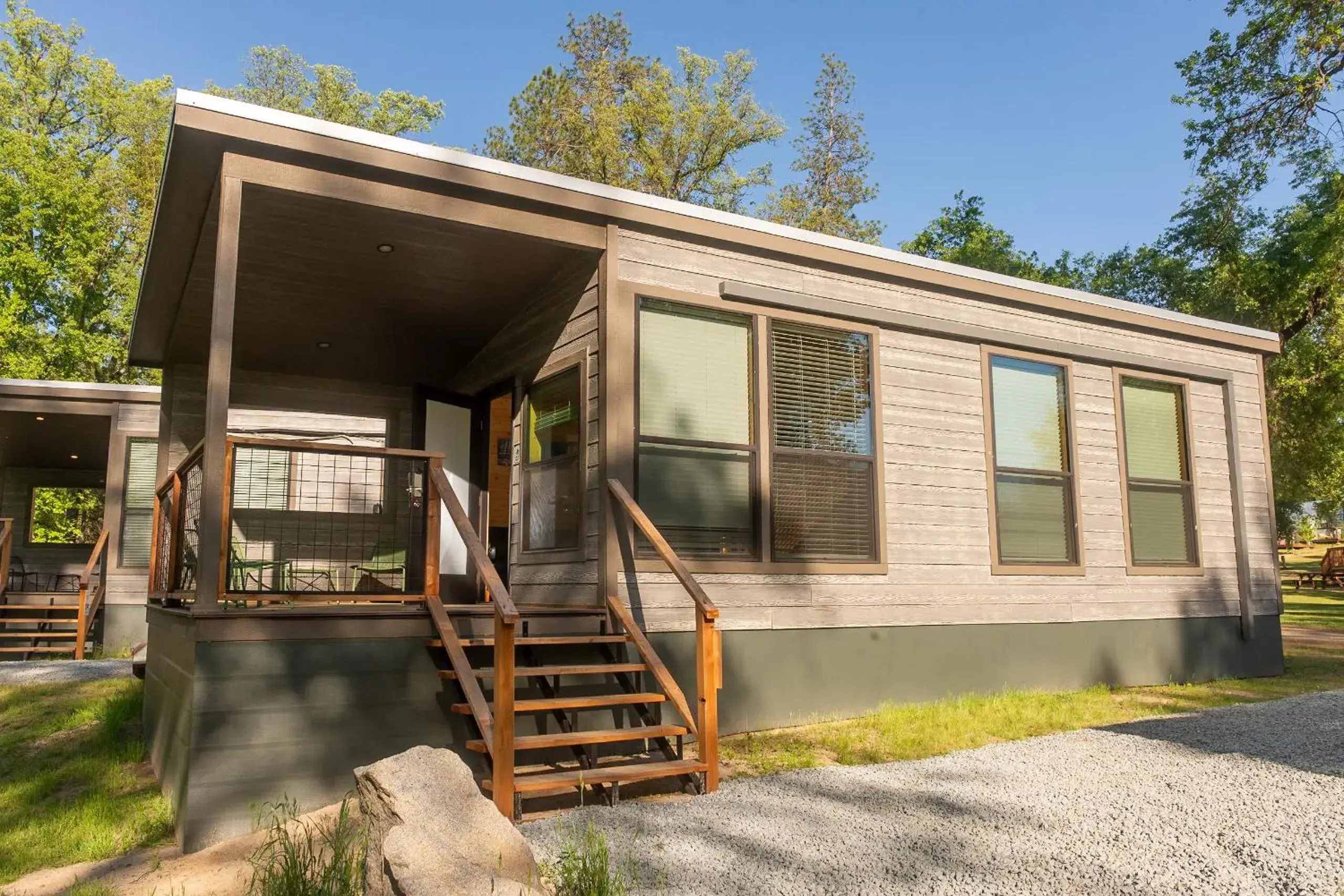 Deluxe Bungalow in Sierra Meadows Deluxe Bungalow in Sierra Meadows