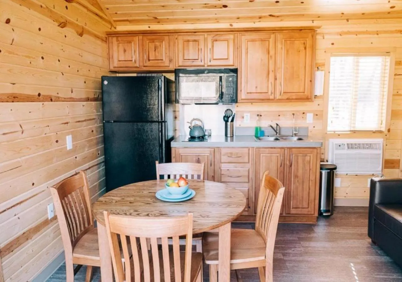Dining area in Sierra Meadows
