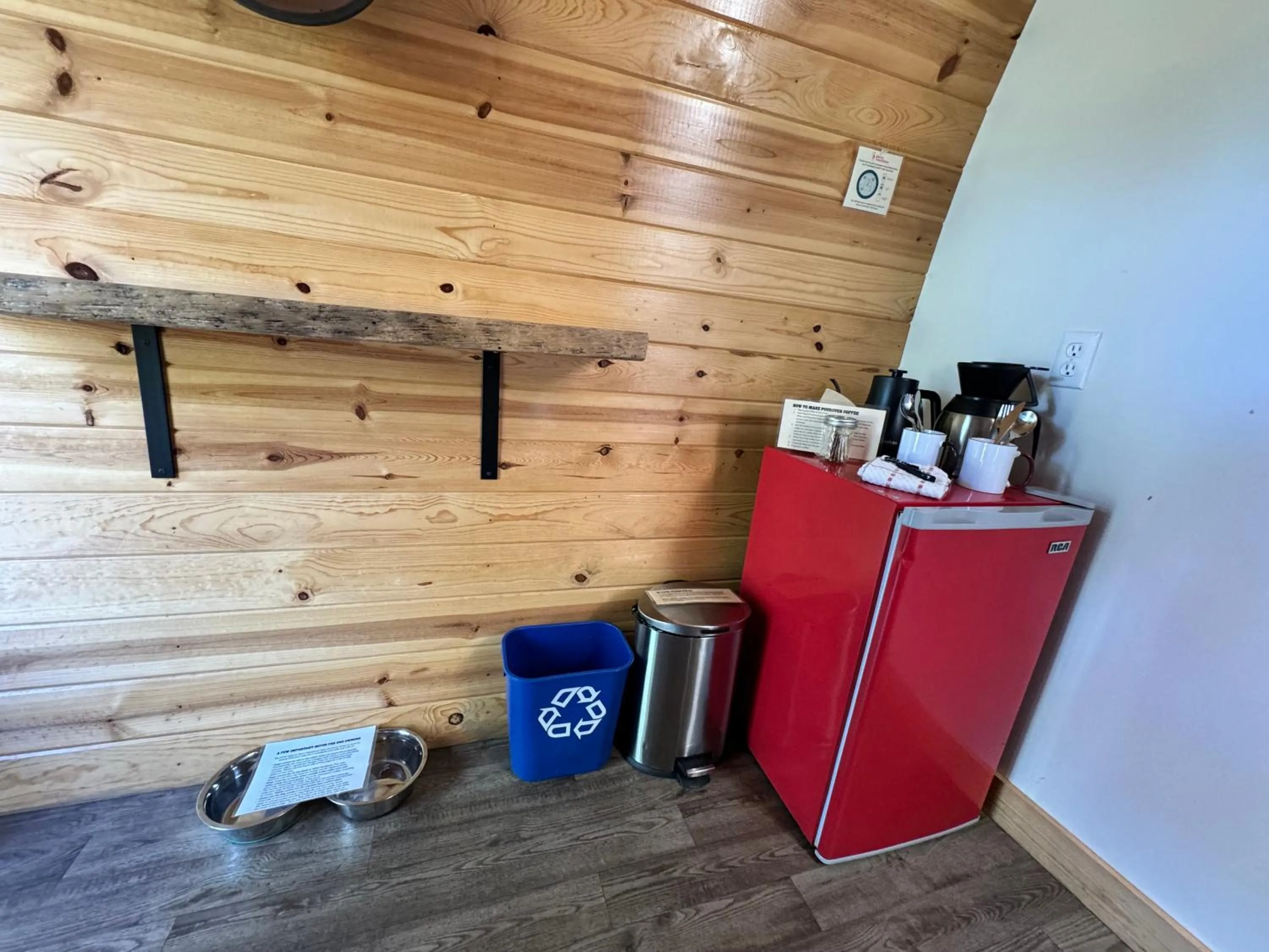 Coffee/tea facilities in Sierra Meadows