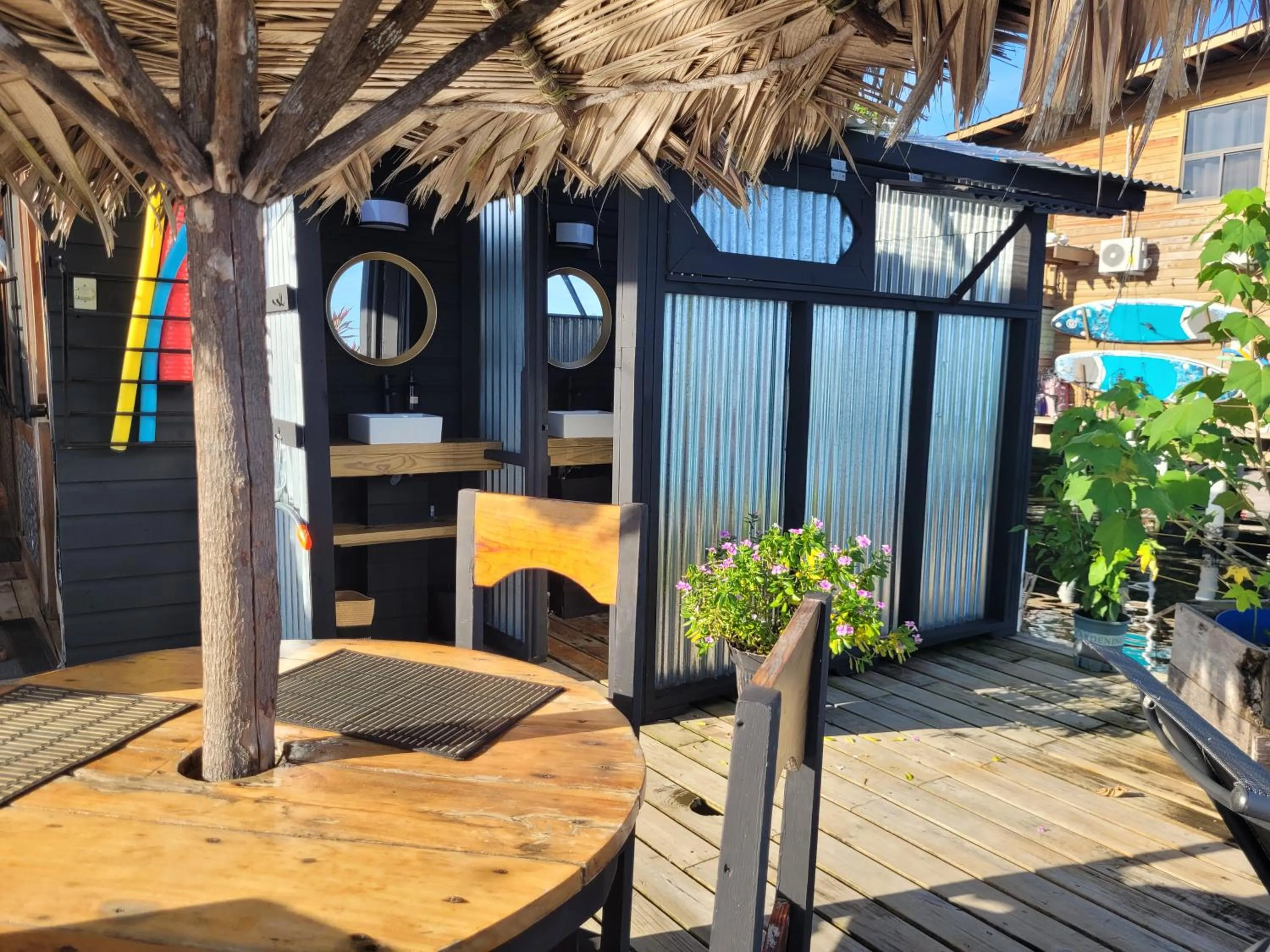 Barrbra BnB Over The Sea