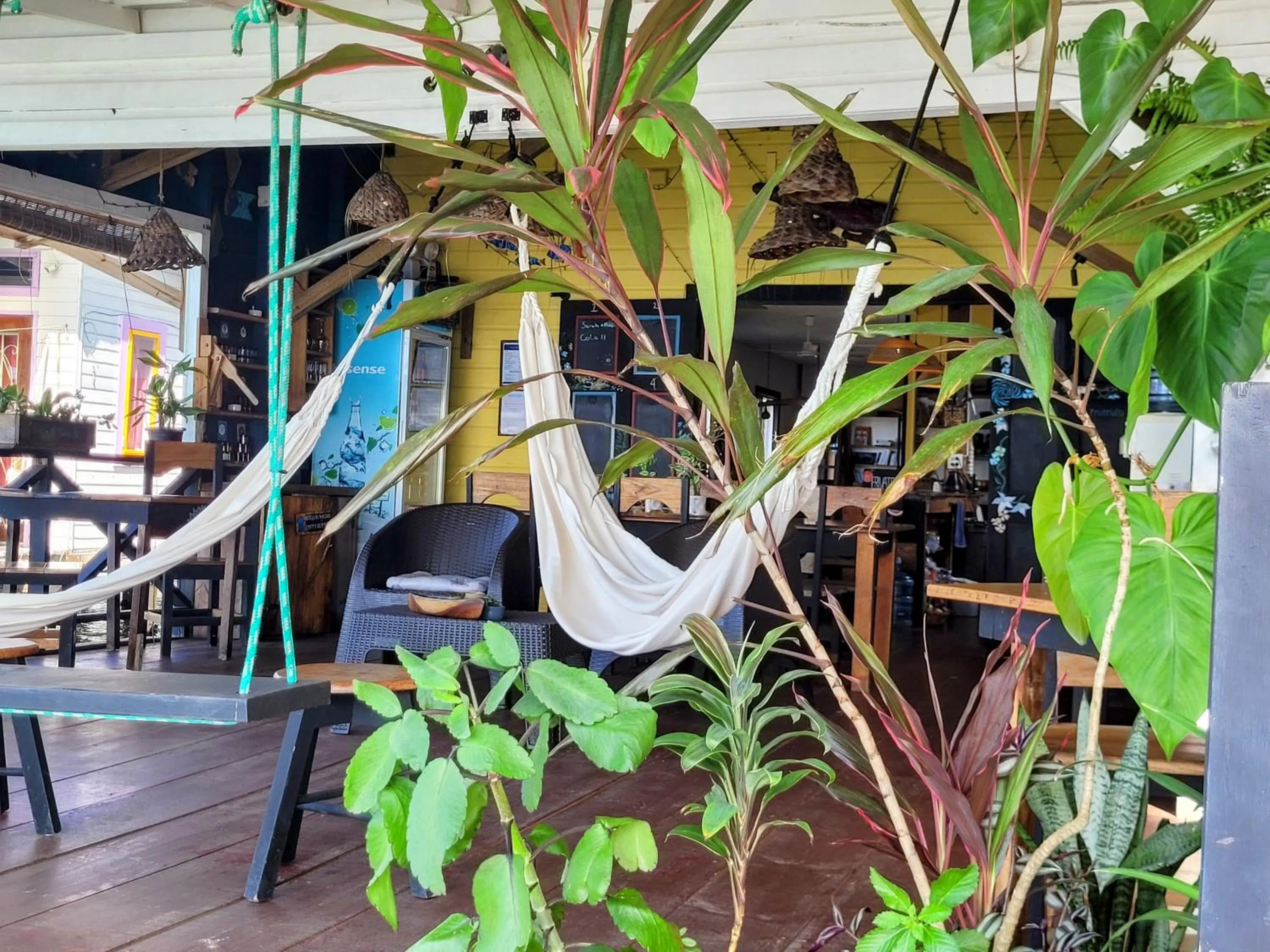 Barrbra BnB Over The Sea