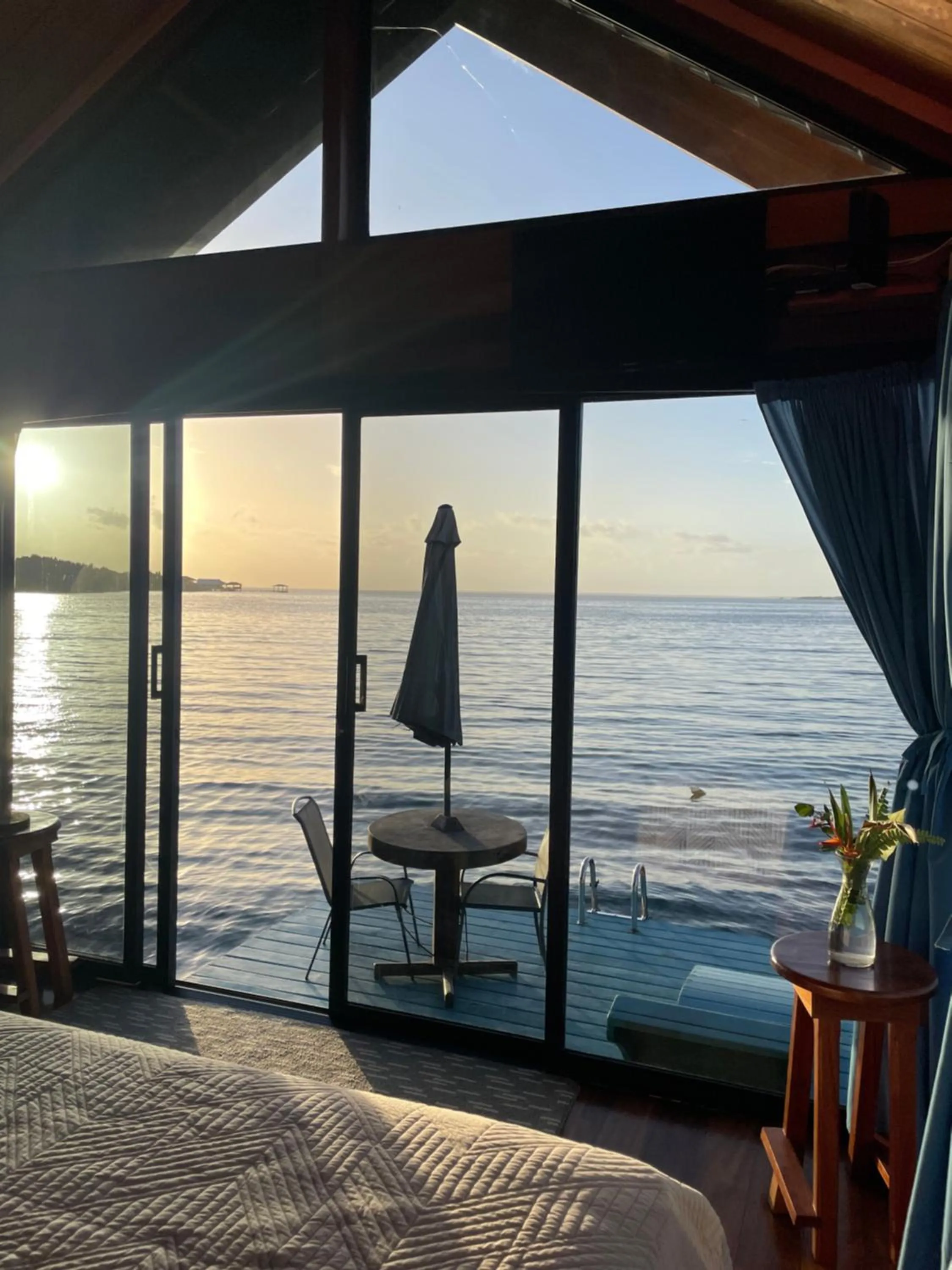 Balcony/Terrace, Bed in Barrbra BnB Over The Sea