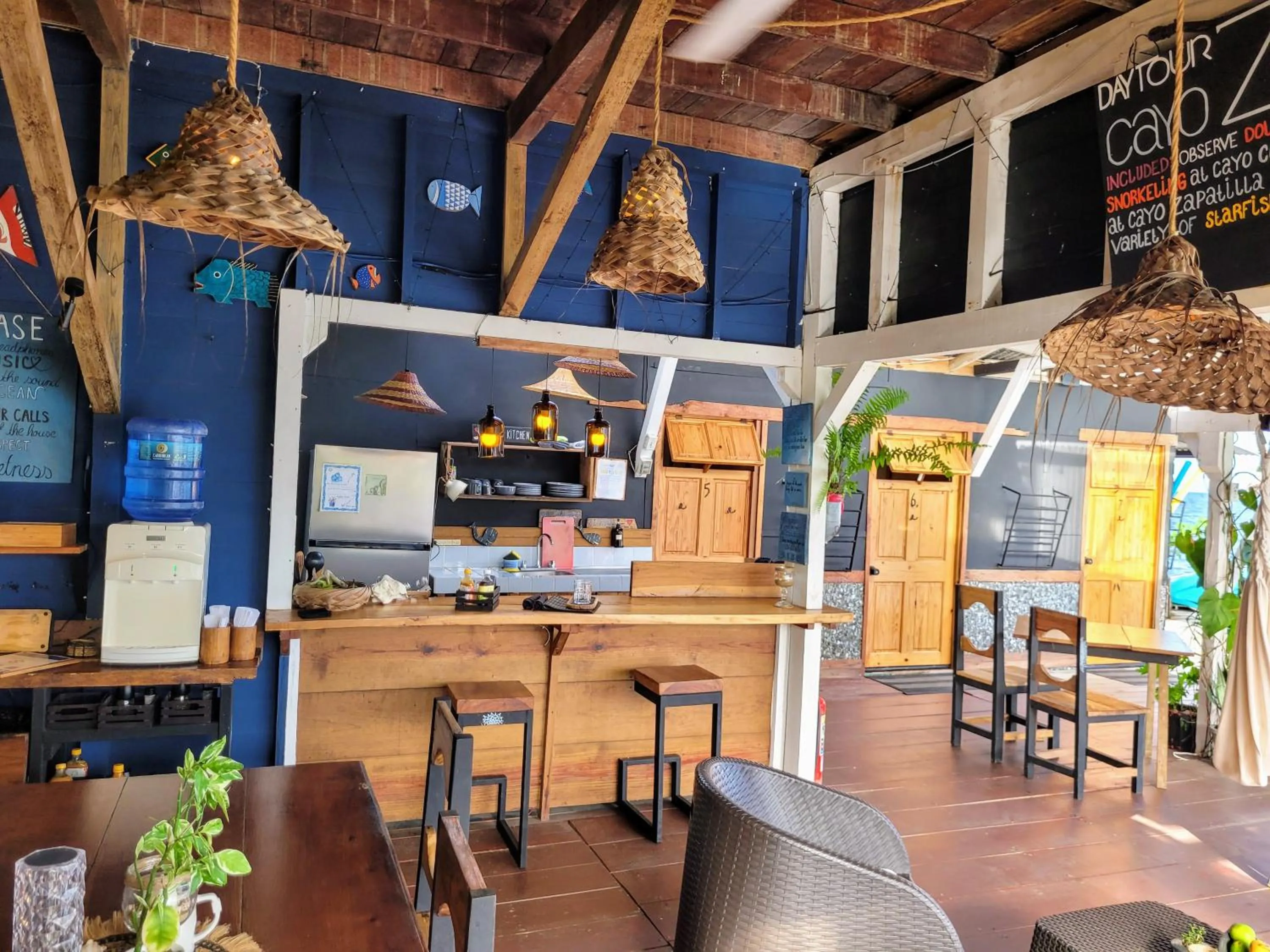 Barrbra BnB Over The Sea