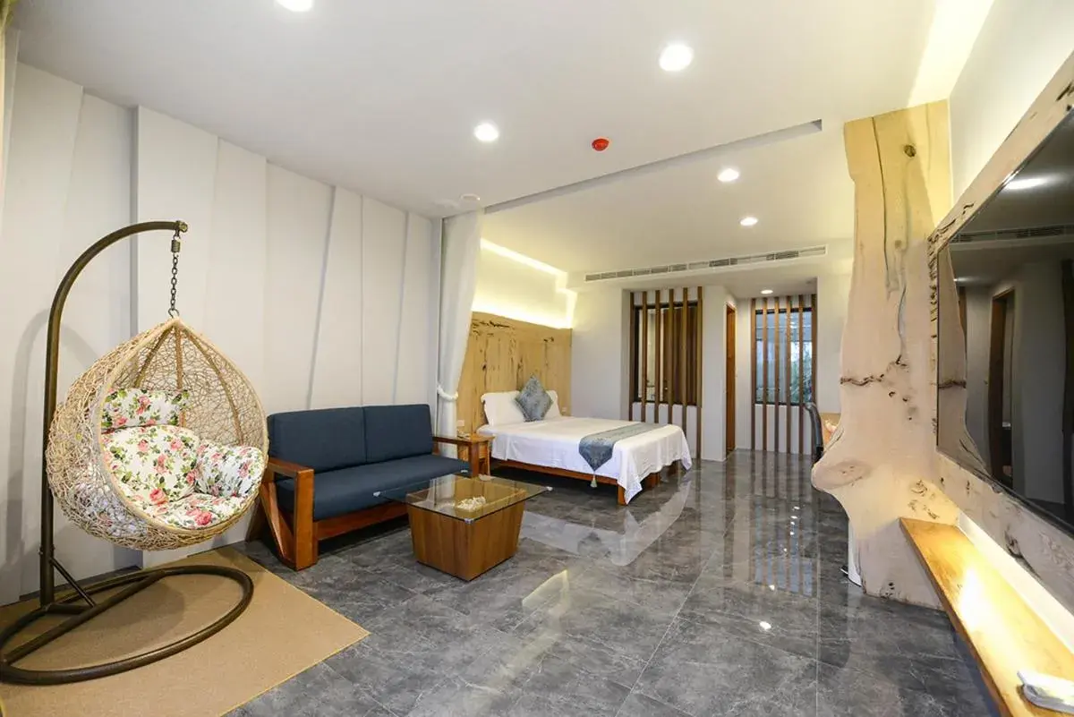 Bed in Oceanic Pearl Resort Bed in Oceanic Pearl Resort