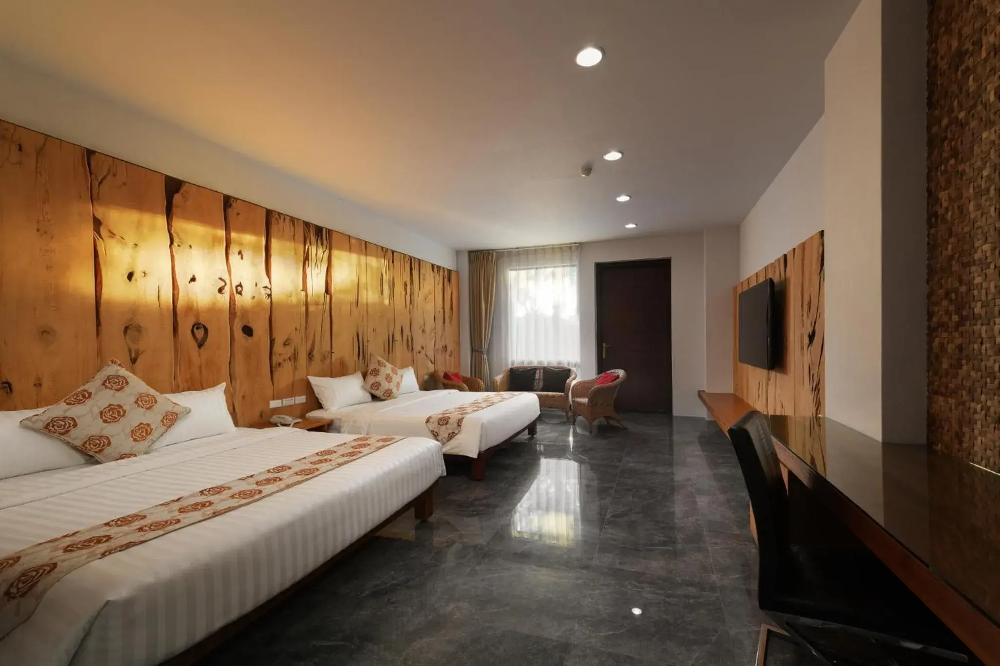 Bed in Oceanic Pearl Resort Bed in Oceanic Pearl Resort